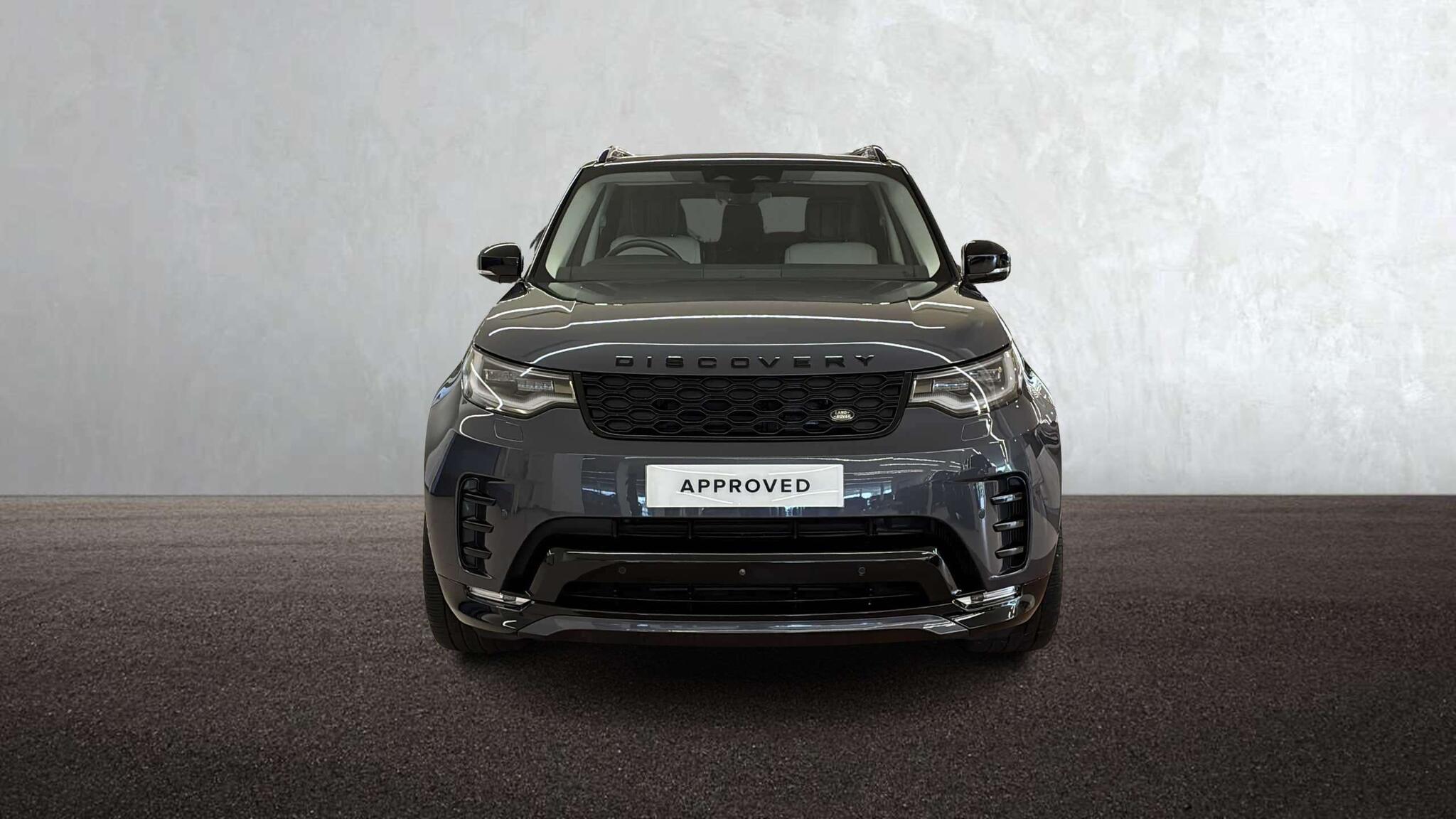 Land Rover Discovery view 7