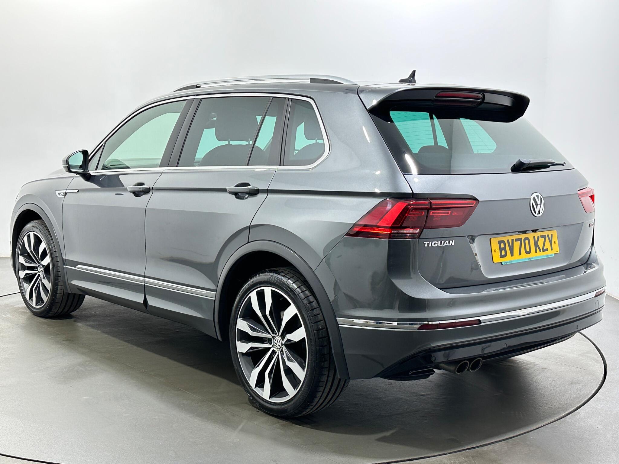Volkswagen Tiguan view 6