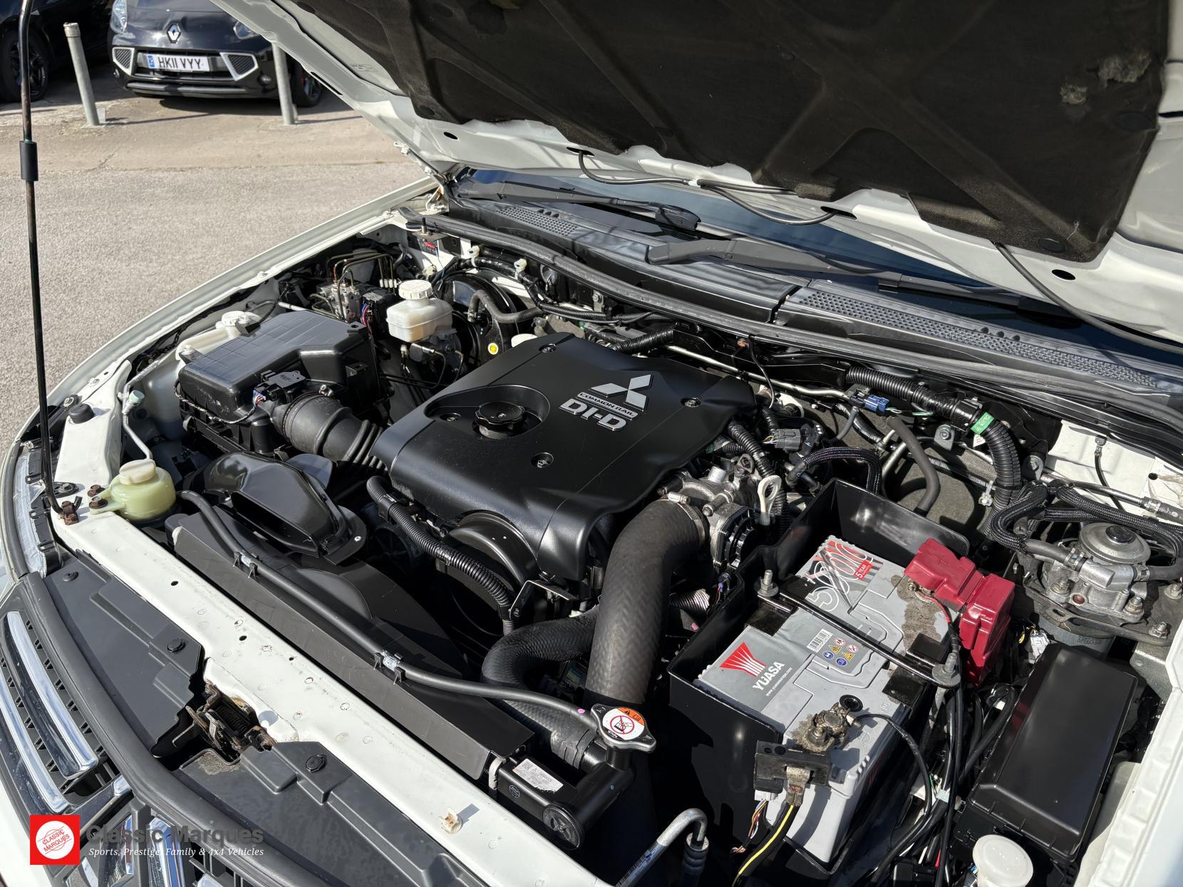 Mitsubishi L200 view 44