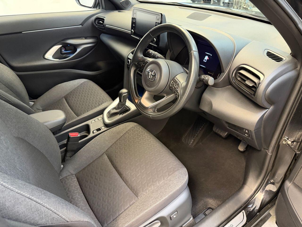 Toyota Yaris Cross view 41