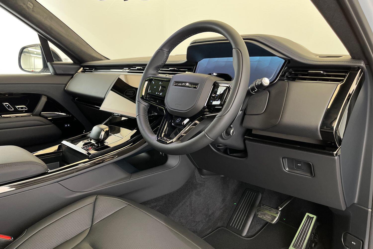 Land Rover Range Rover Sport view 17