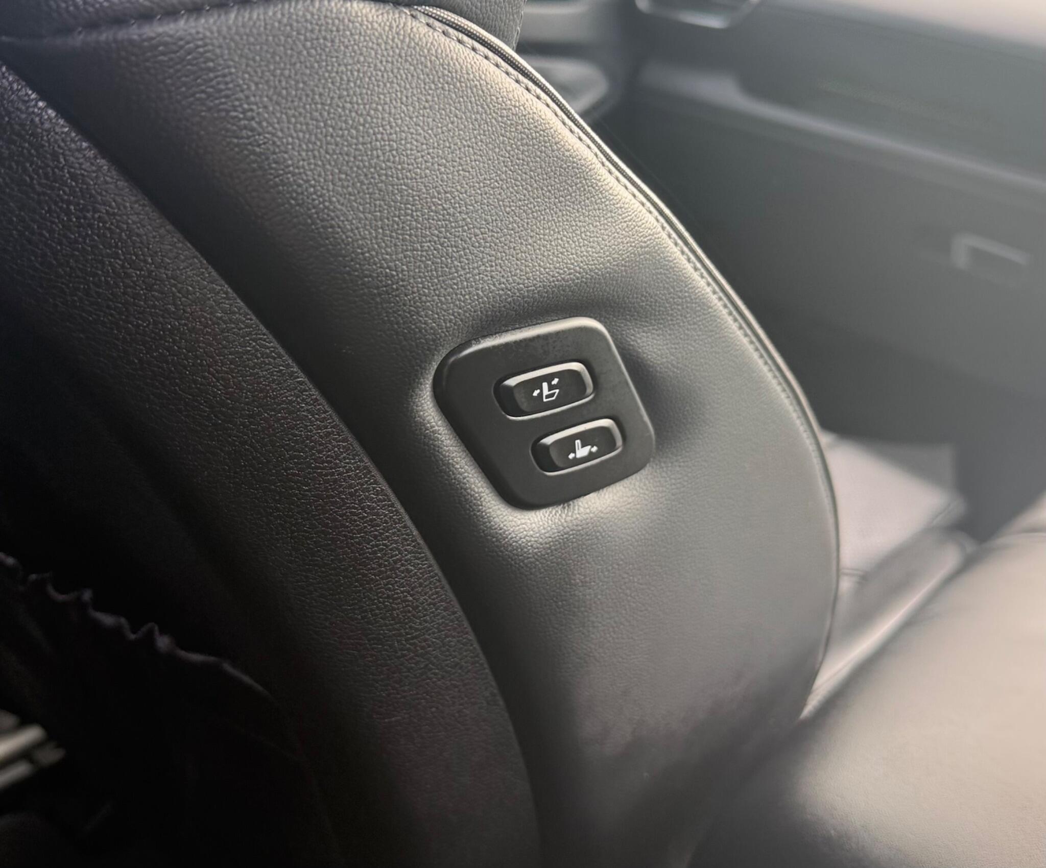 Hyundai Santa Fe view 21