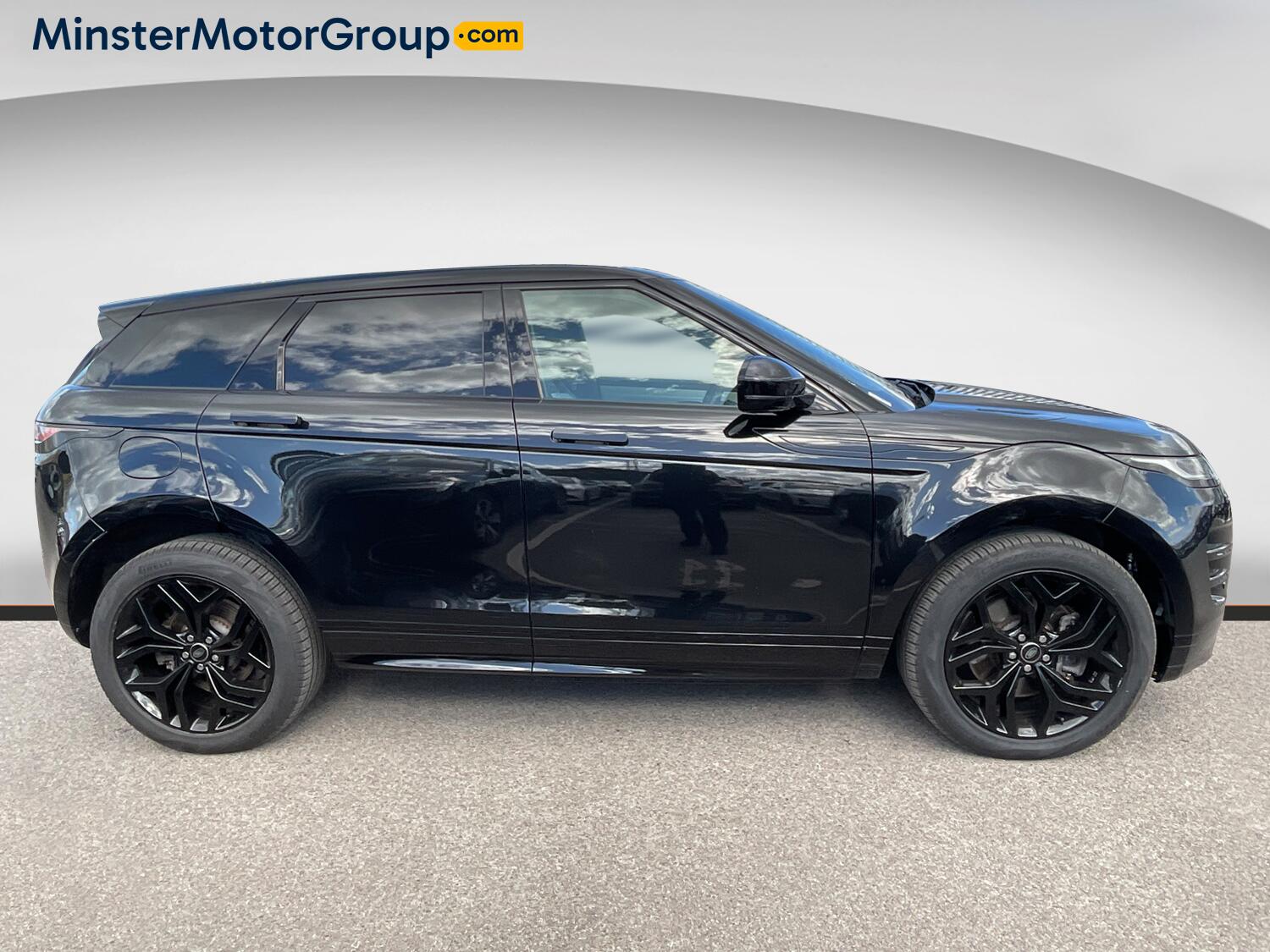 Land Rover Range Rover Evoque view 2