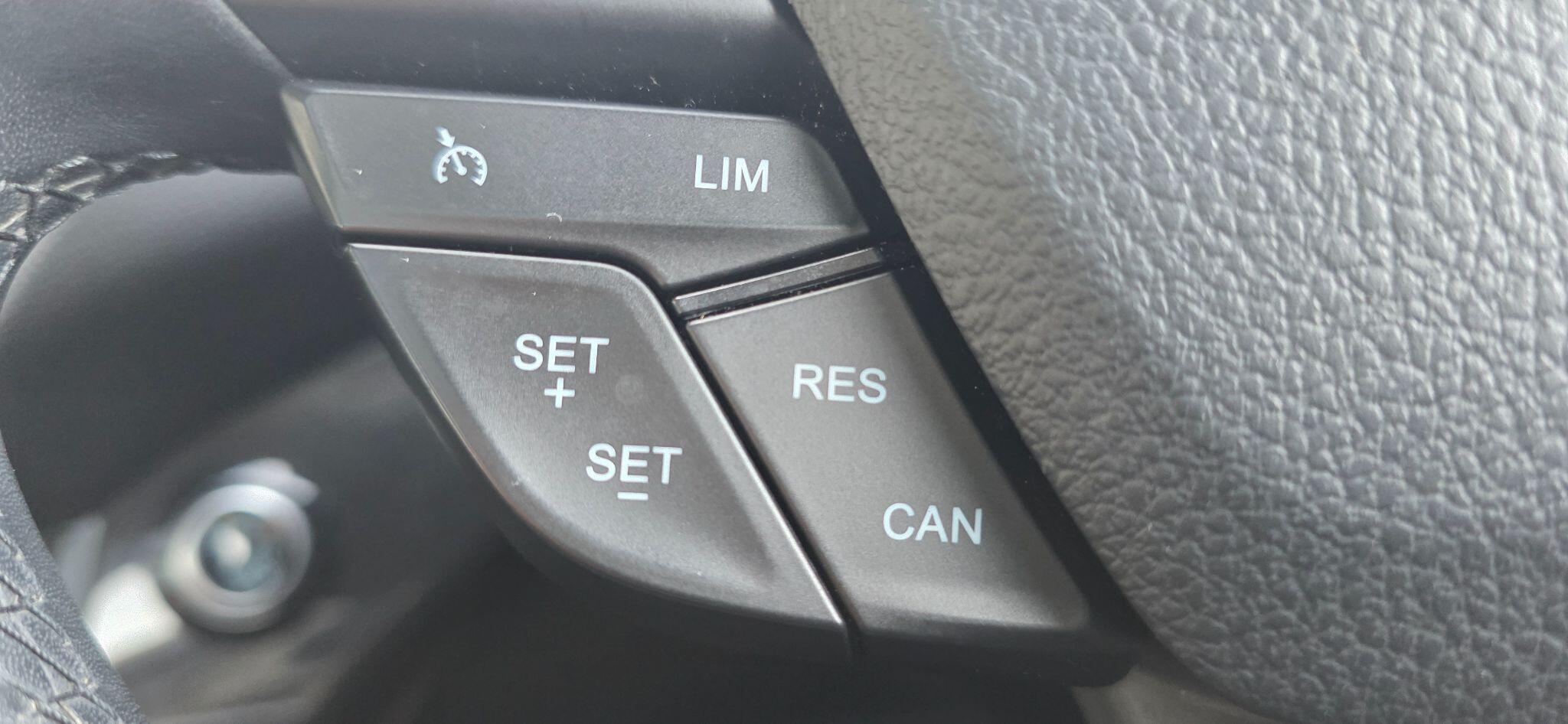 Ford Kuga view 52
