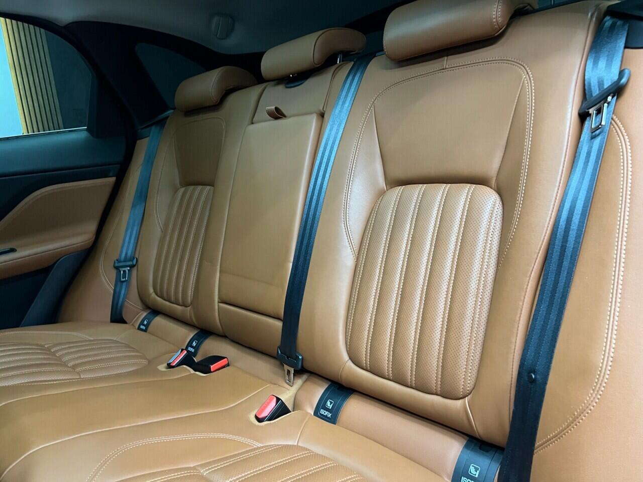 Jaguar F-Pace view 46