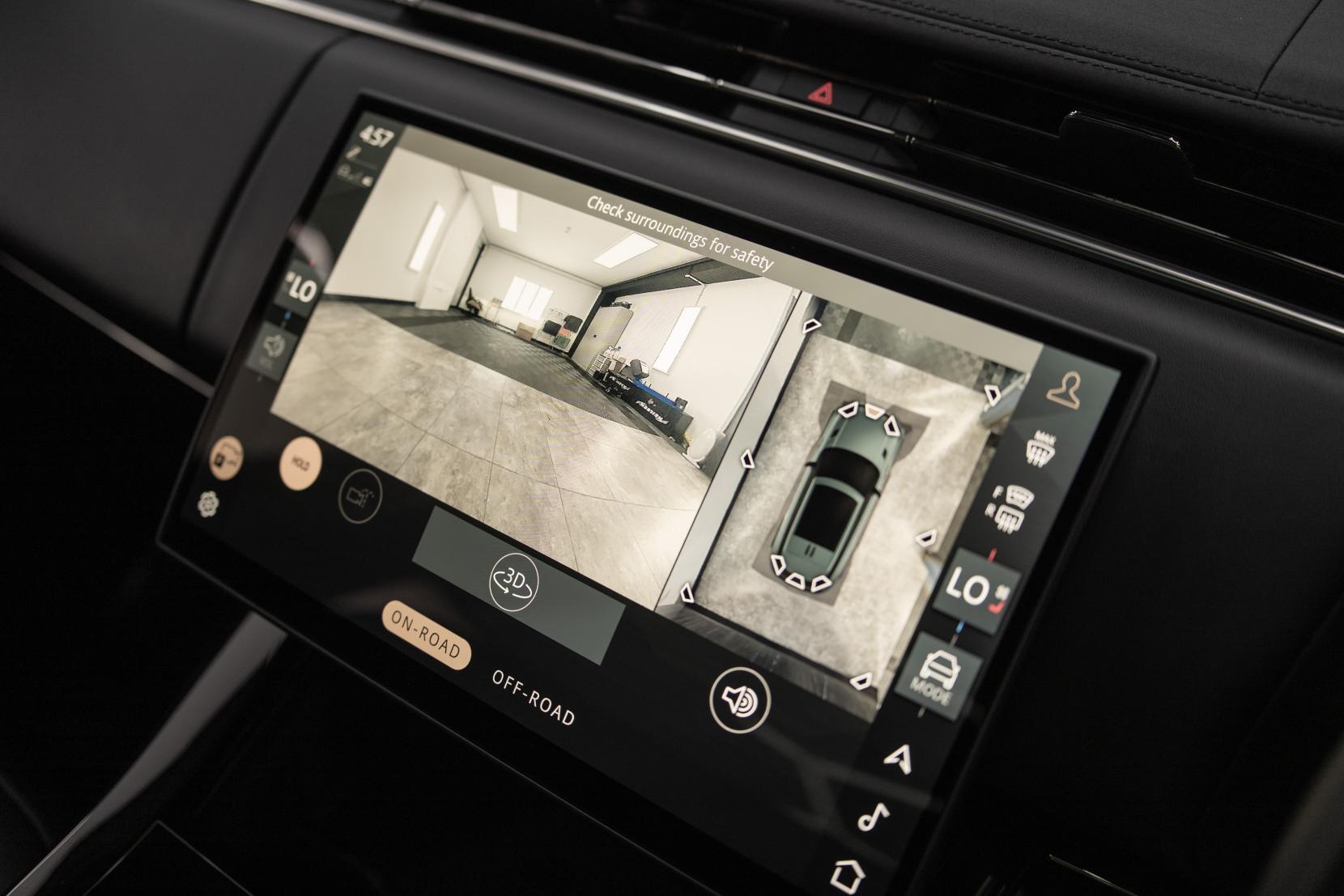 Land Rover Range Rover Sport view 11