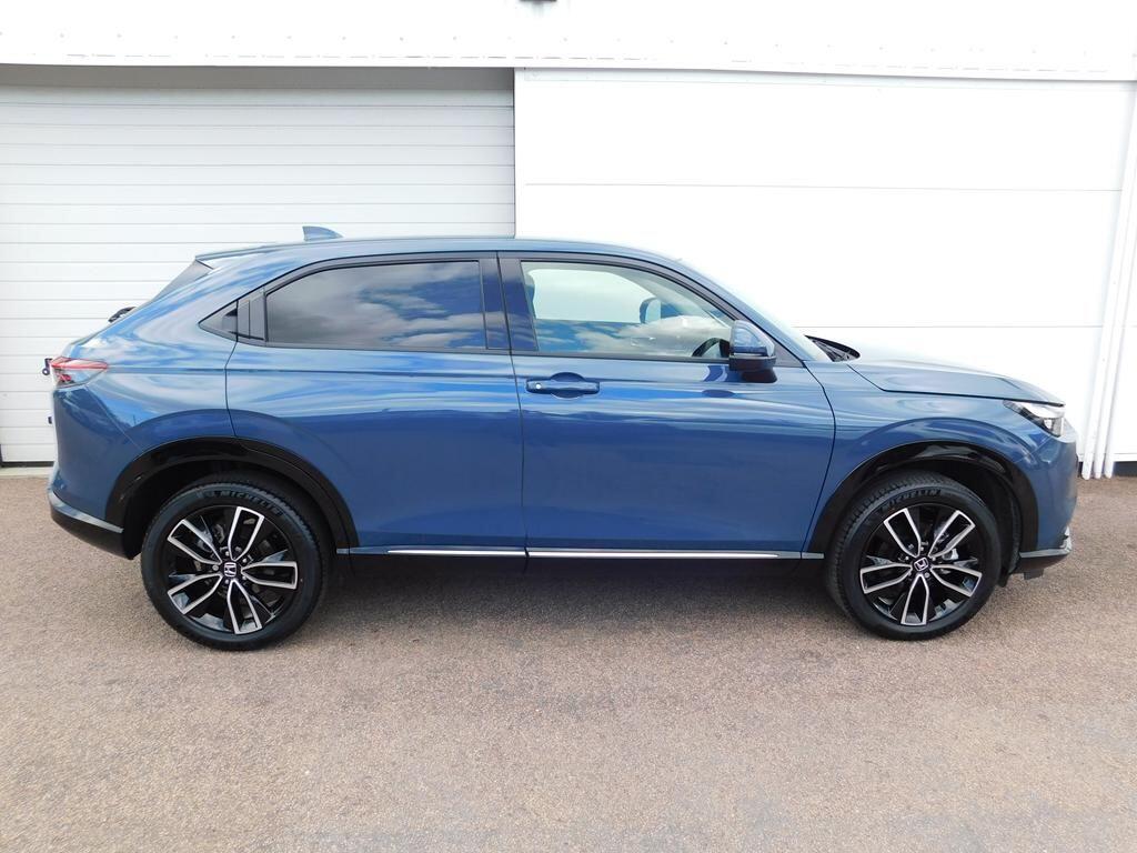 HR-V