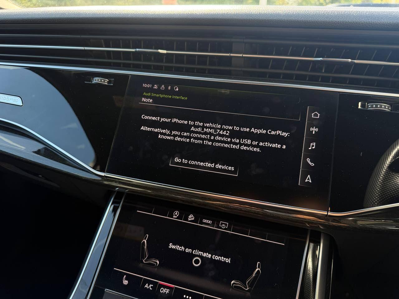 Audi Q7 view 39