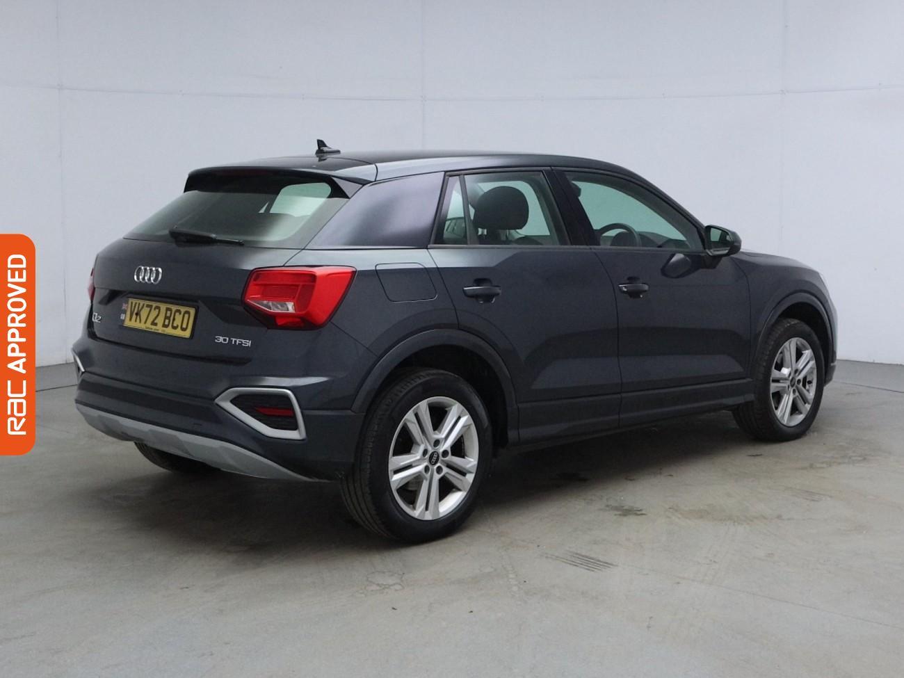 Audi Q2 view 31