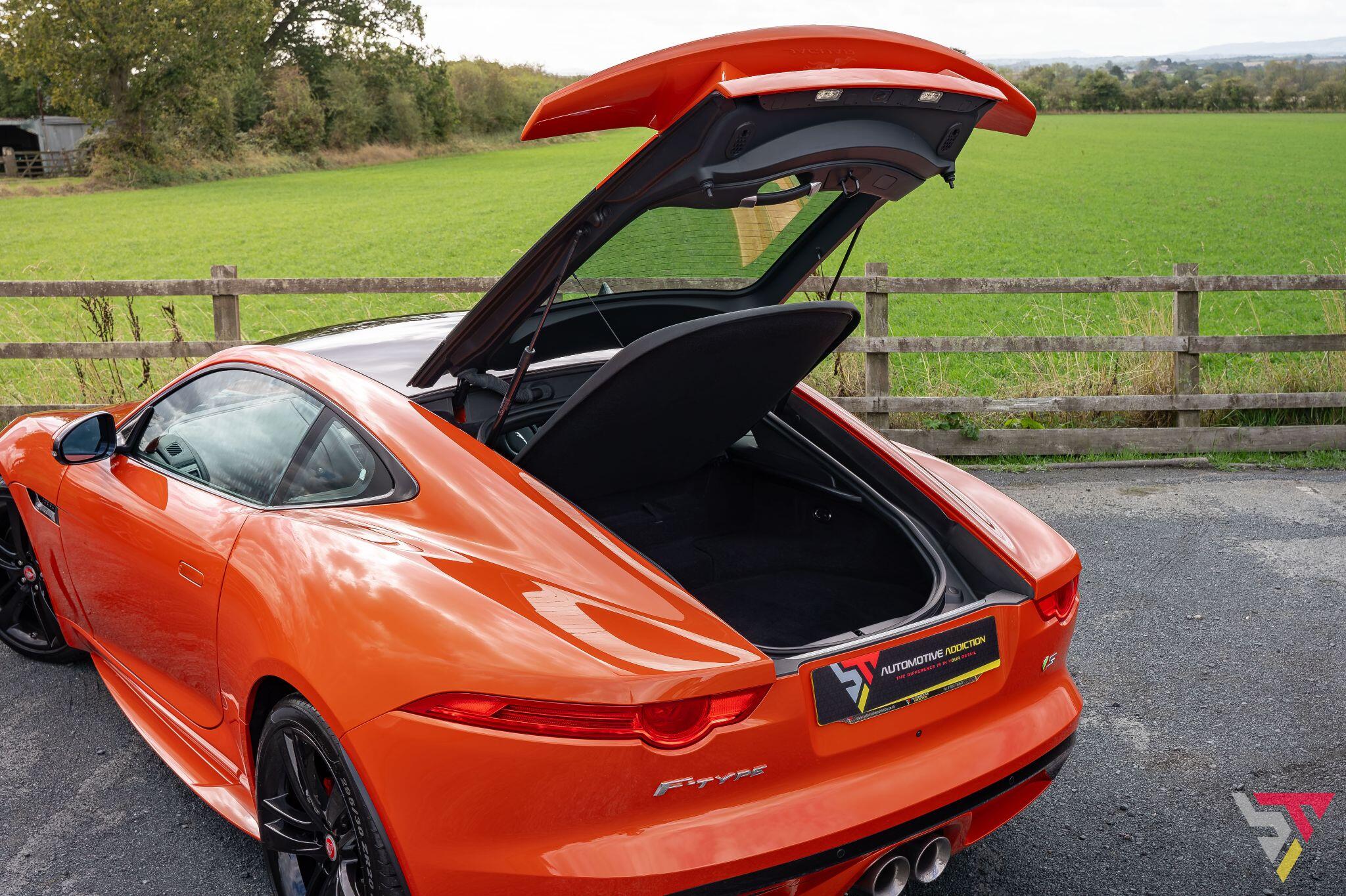 Jaguar F-Type view 25