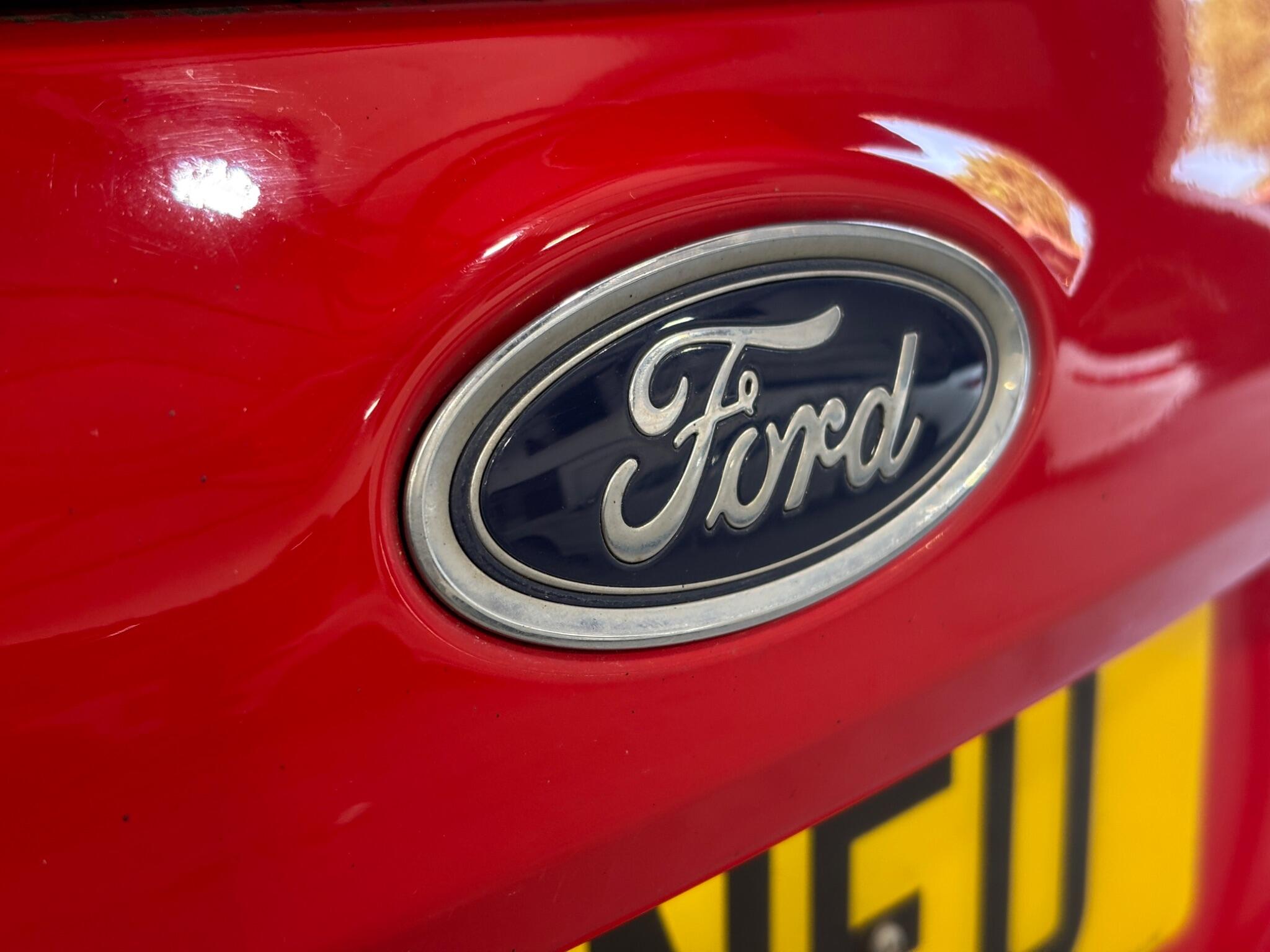 Ford Fiesta view 55