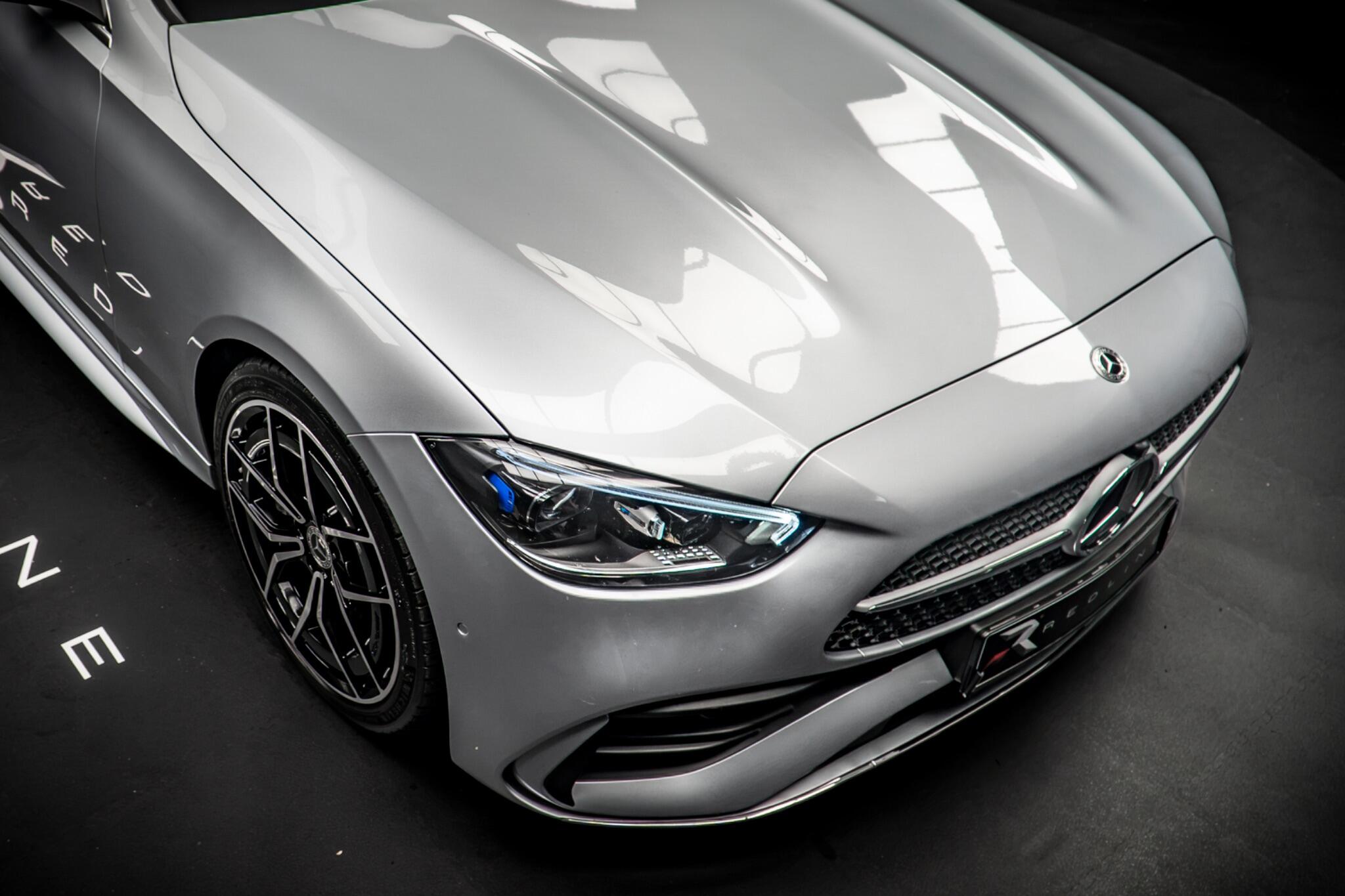 Mercedes-Benz C-Class view 11