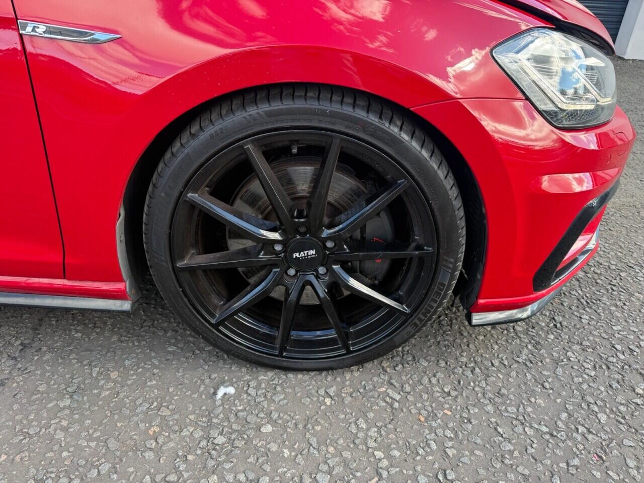 Volkswagen Golf view 32