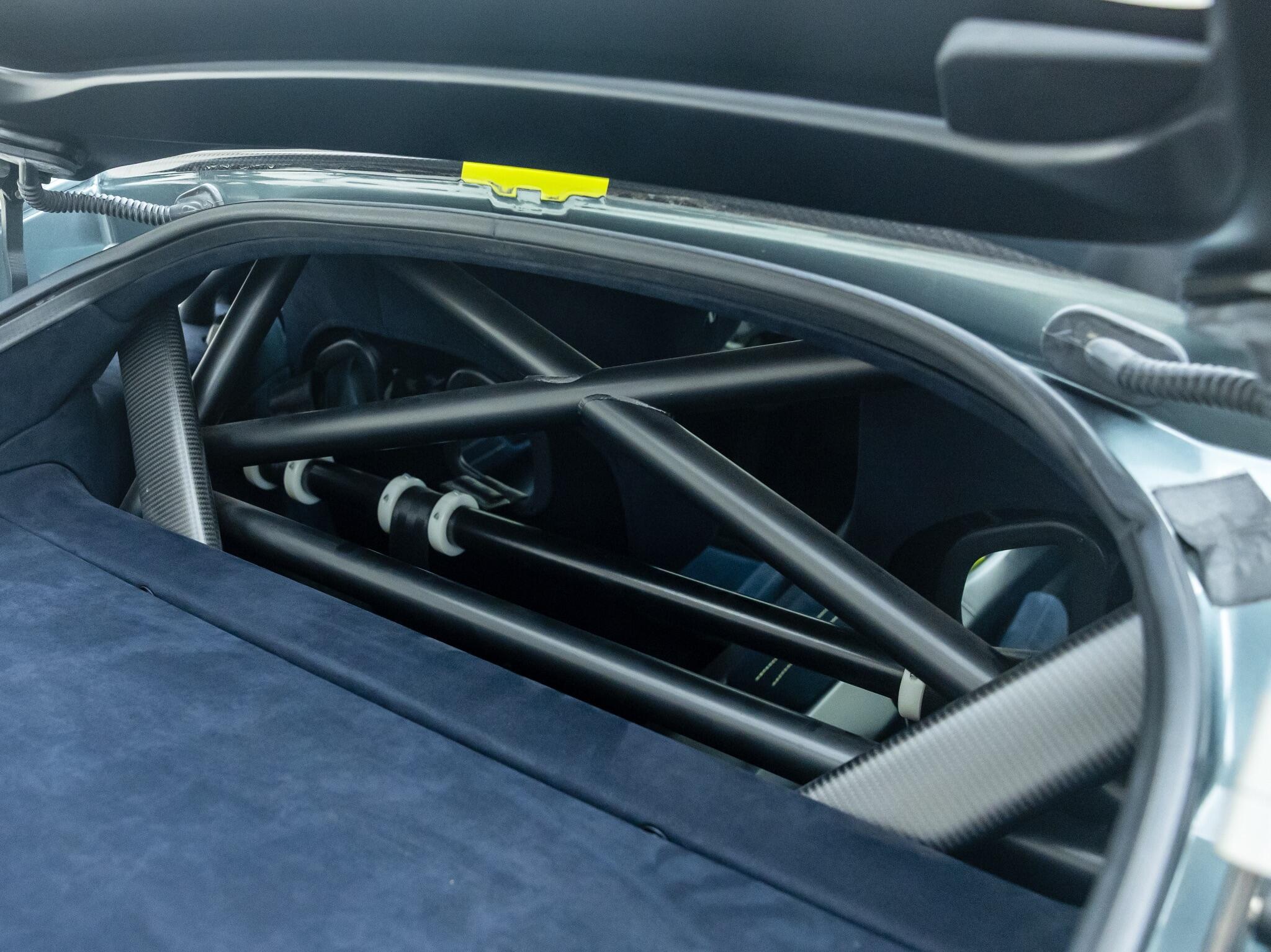 Aston Martin Vantage view 64