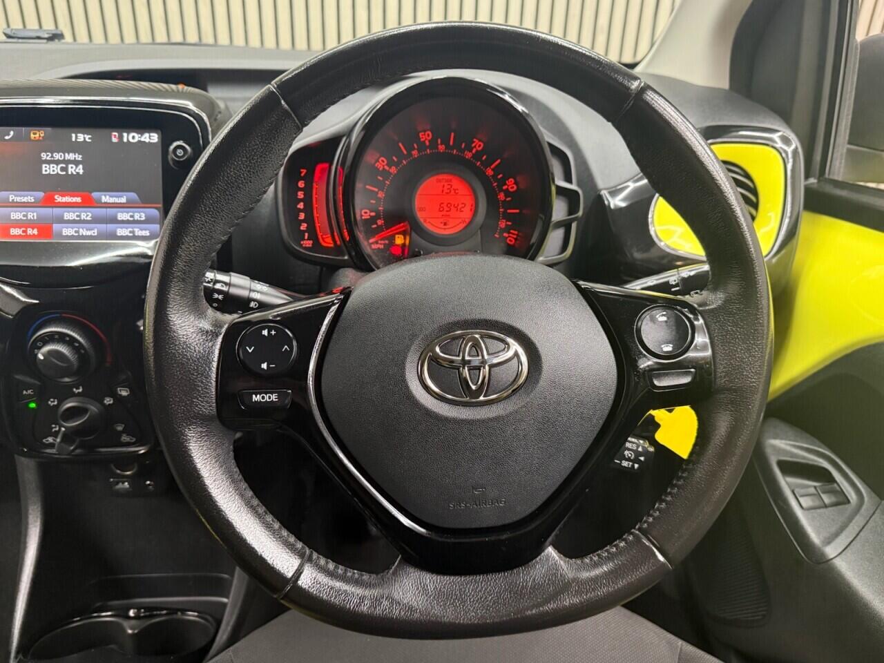 Toyota Aygo view 9