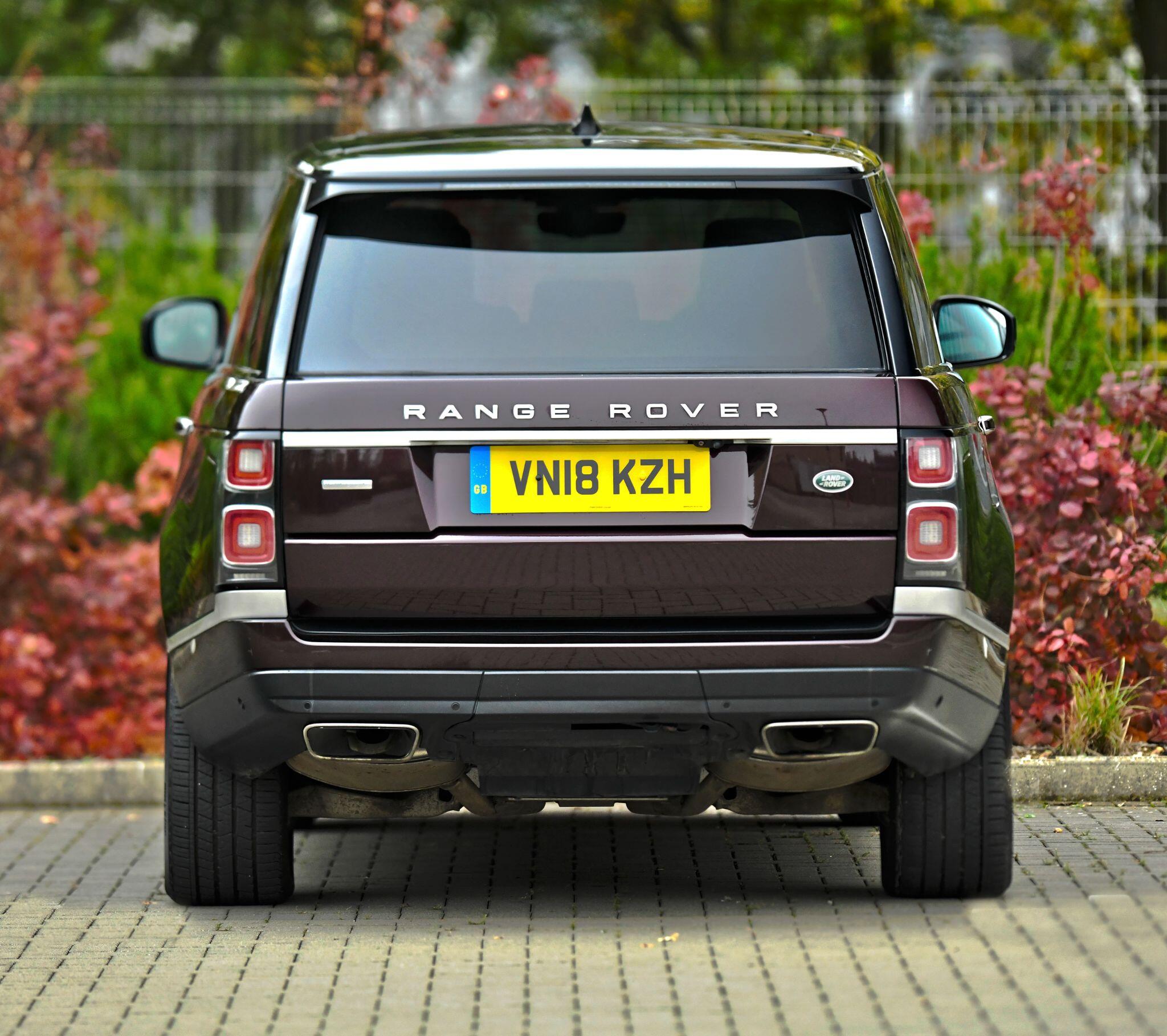 Land Rover Range Rover view 19
