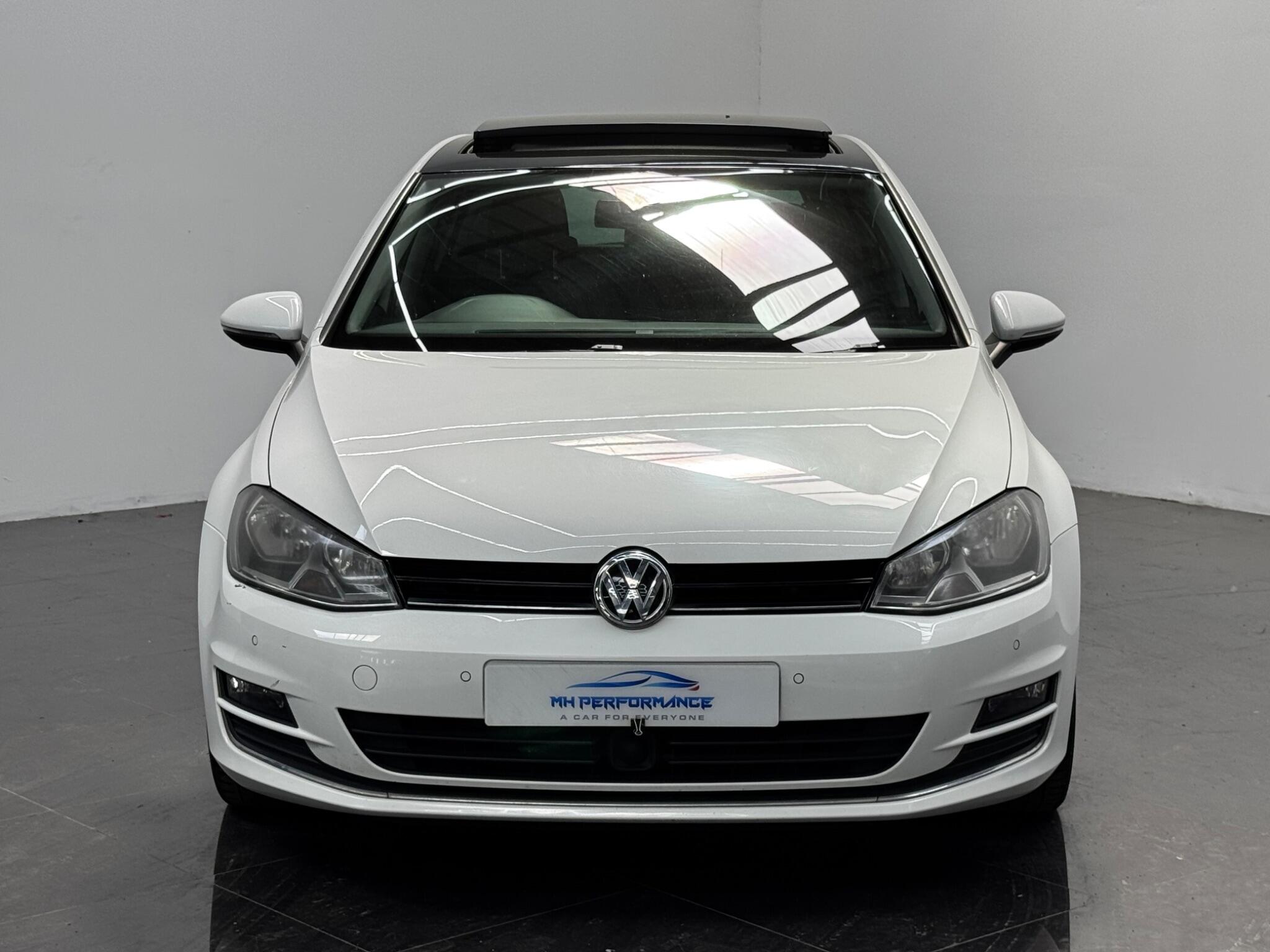 Volkswagen Golf view 22