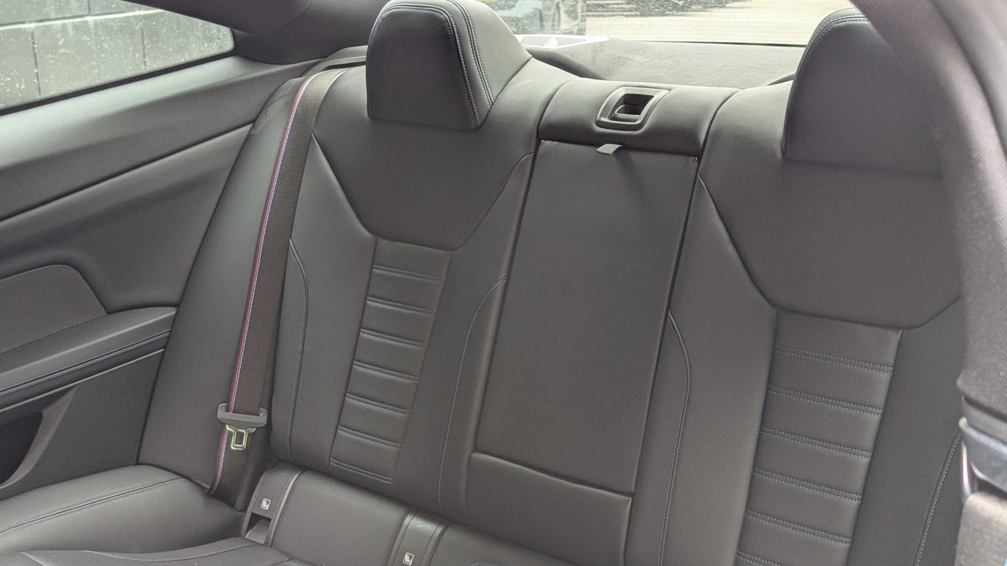 BMW 4 Series view 14