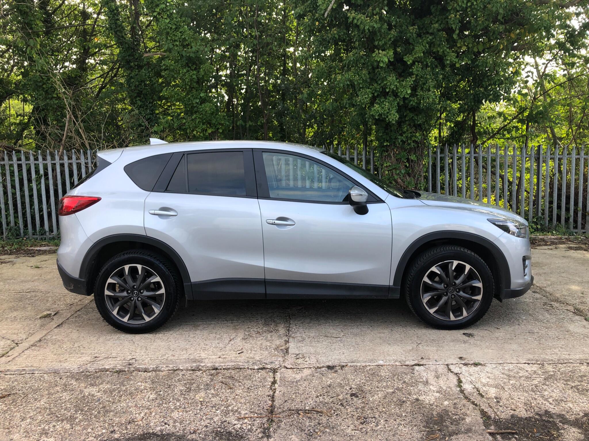 Mazda CX-5 view 3