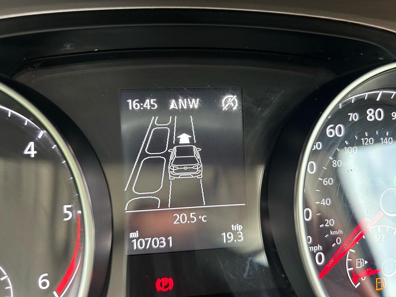 Volkswagen Golf view 7