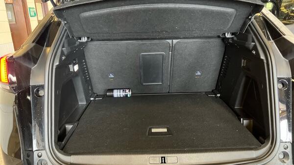 Peugeot 3008 view 12