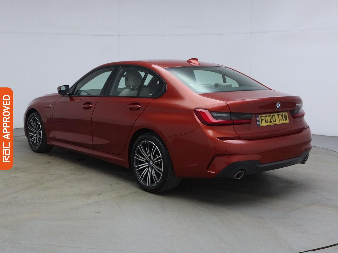 BMW 3 Series view 5