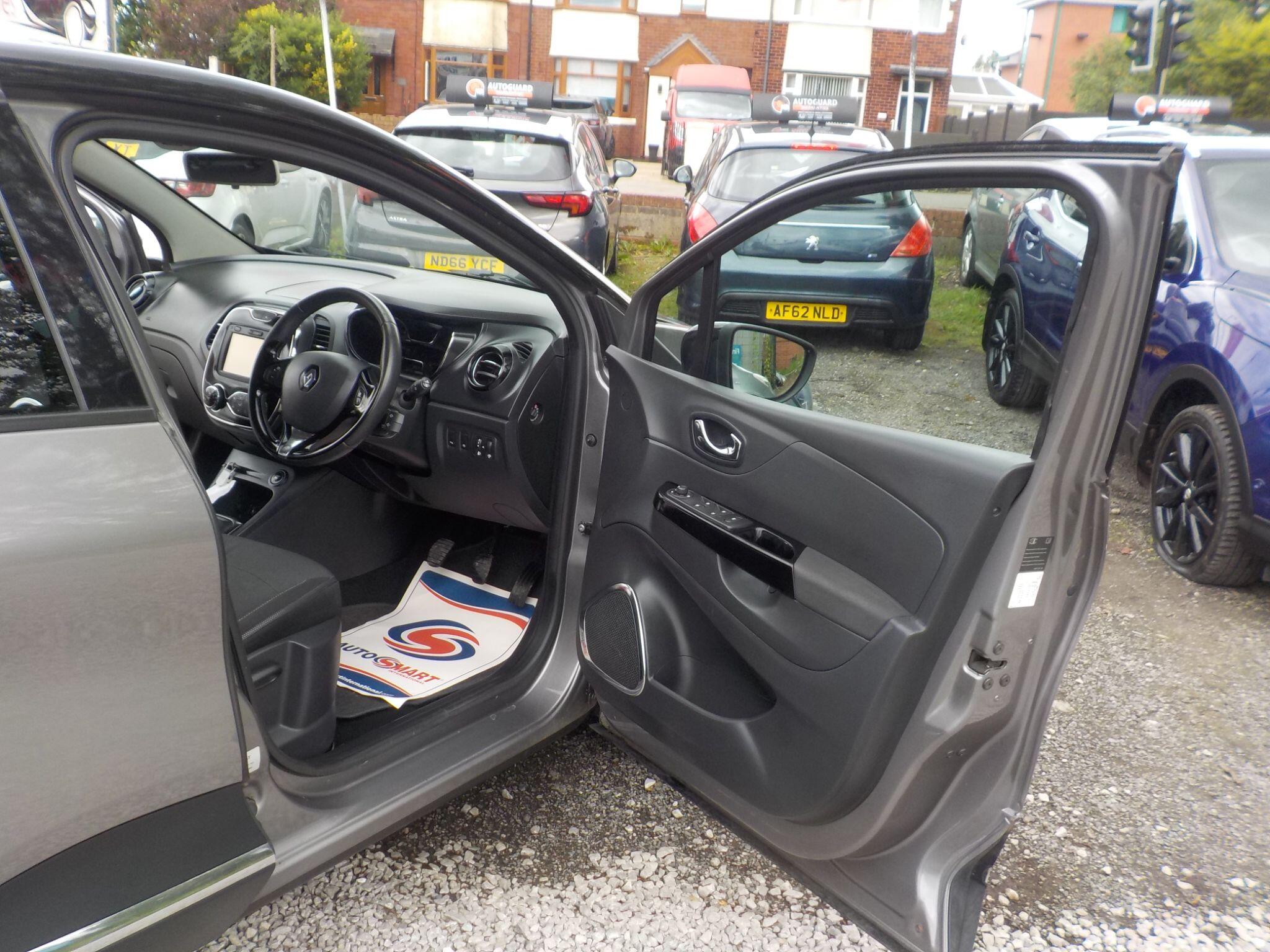 Renault Captur 1.5 dCi ENERGY Dynamique S MediaNav Euro 5 (s/s) 5dr