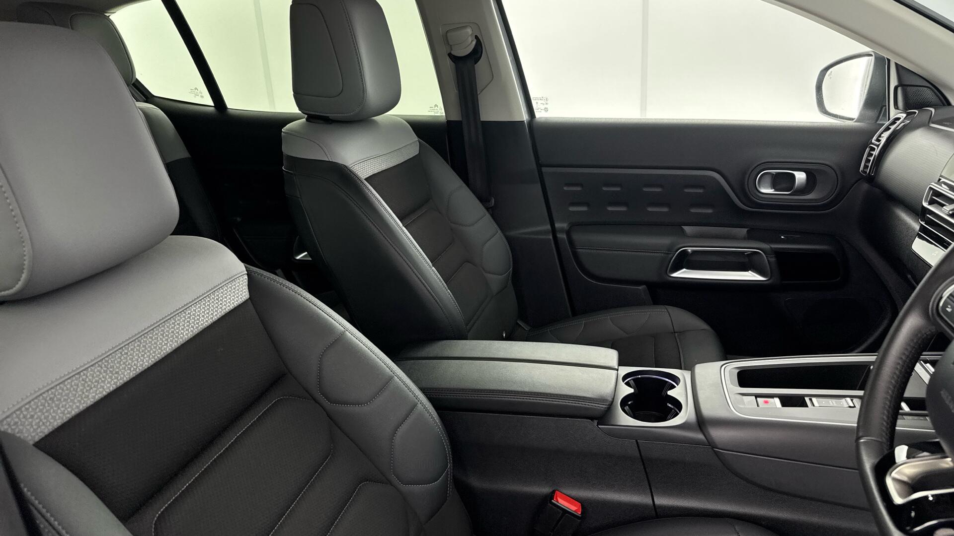 Citroen C5 Aircross view 16