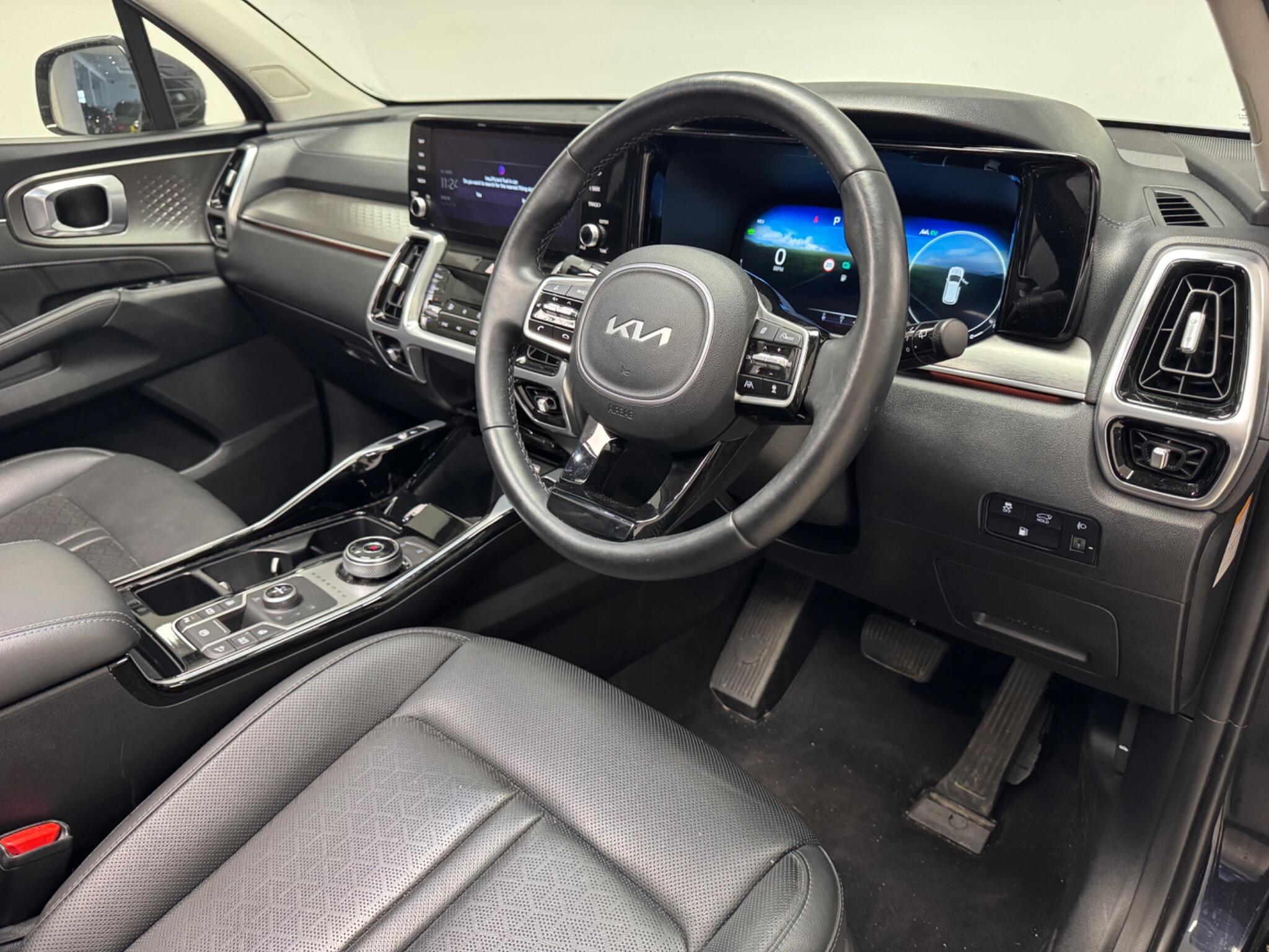 Kia Sorento view 8