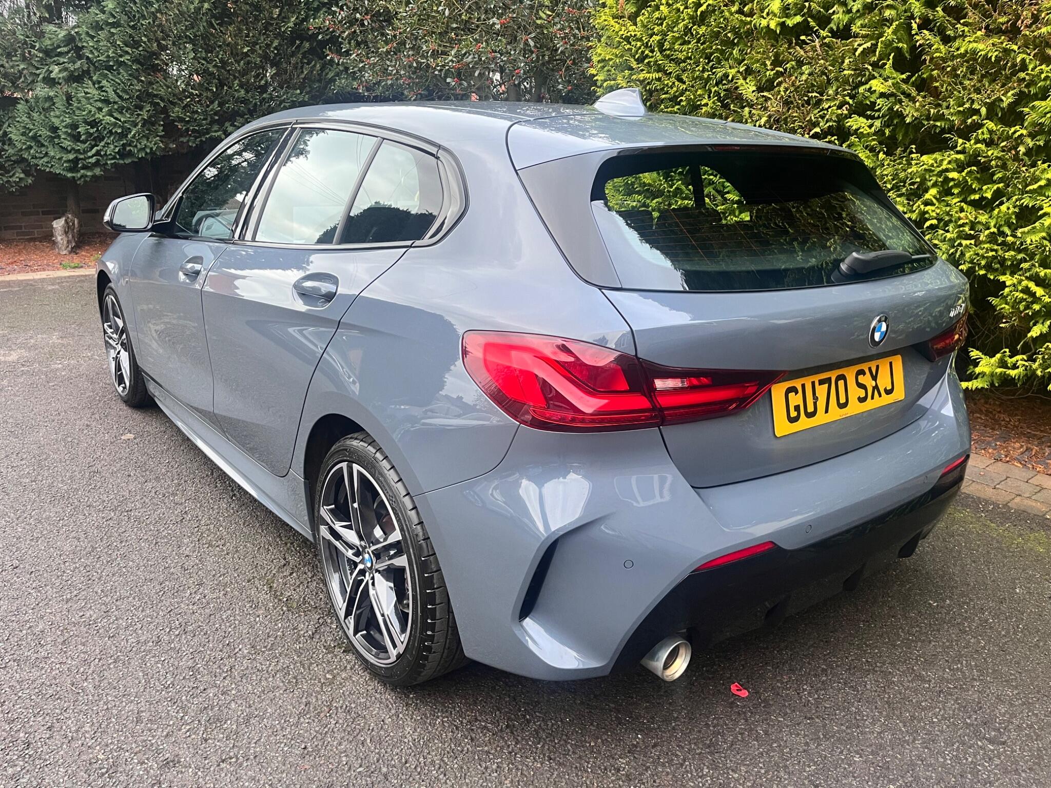 BMW 1 Series view 12