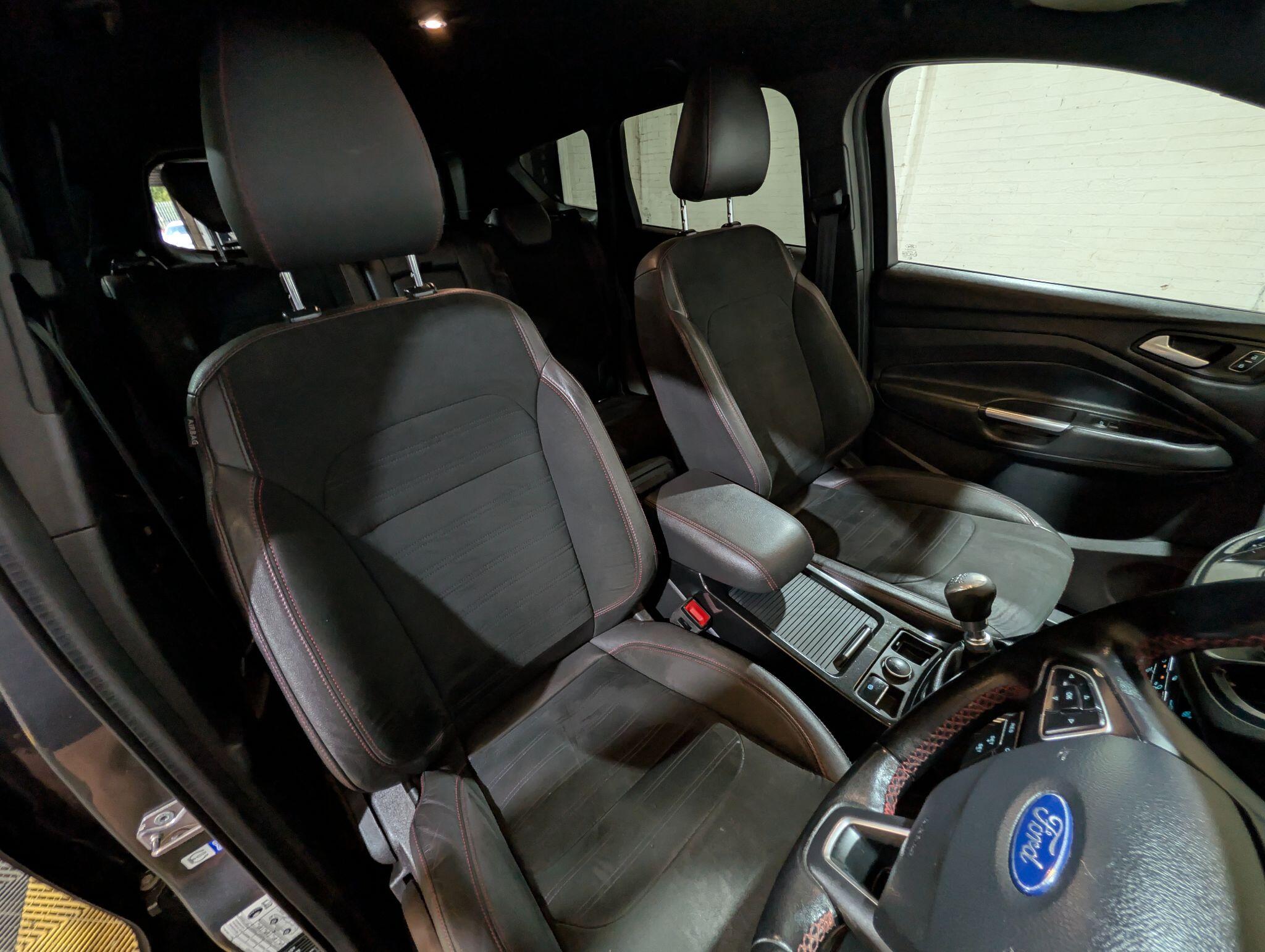 Ford Kuga view 24