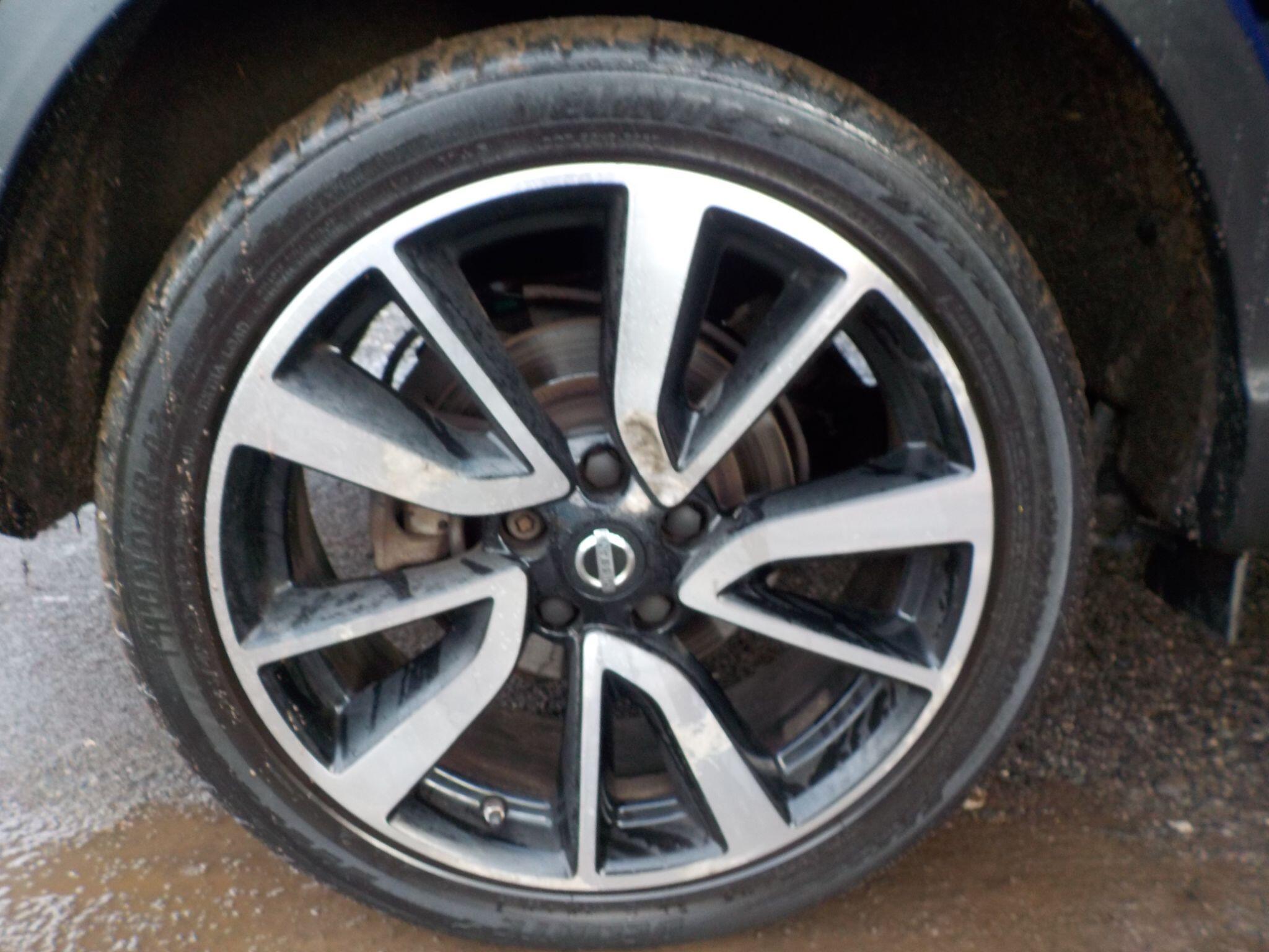 Nissan Qashqai 1.5 dCi Tekna 2WD Euro 6 (s/s) 5dr