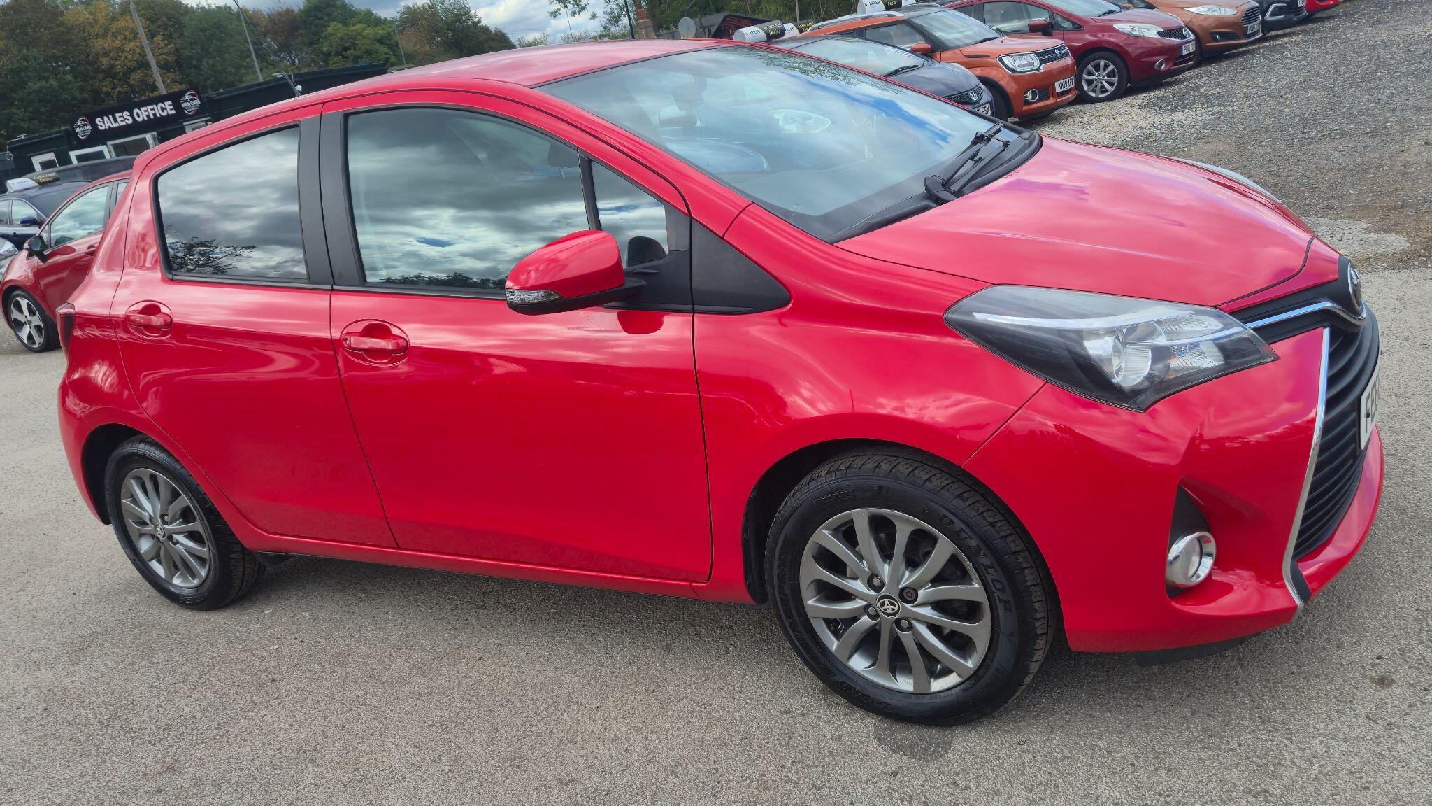 Toyota Yaris view 16