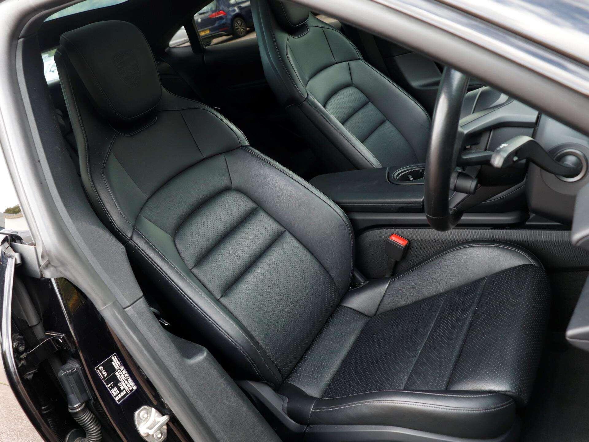 Porsche Taycan view 24