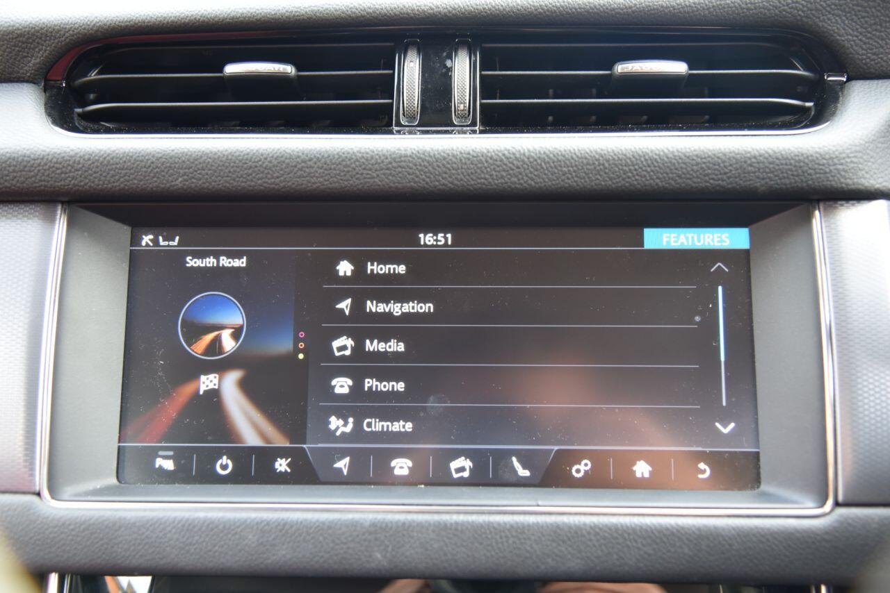 Jaguar XF view 45