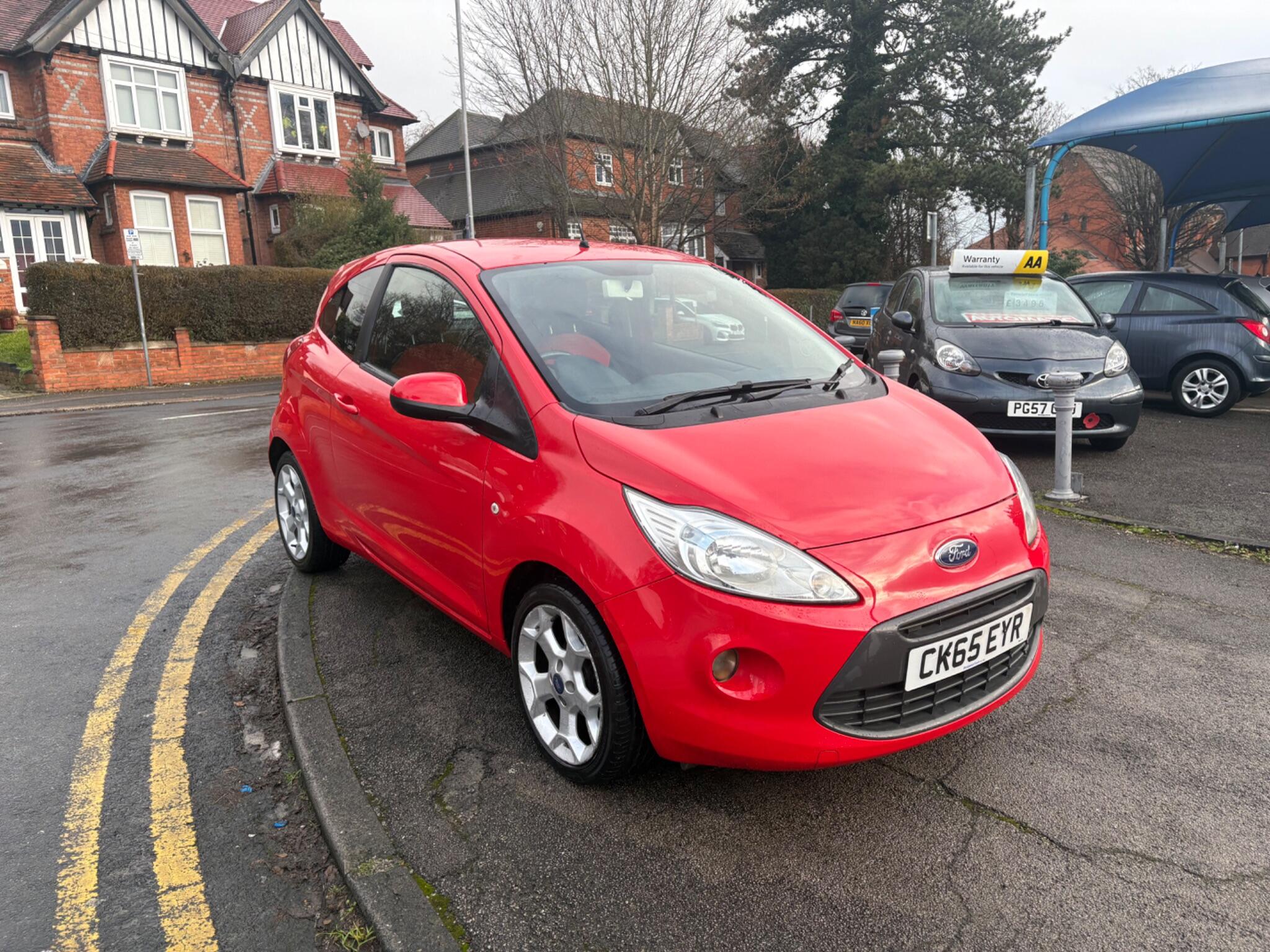 2015 Ford Ka 1.2 Zetec Euro 5 (s/s) 3dr • 97,801 miles image 1