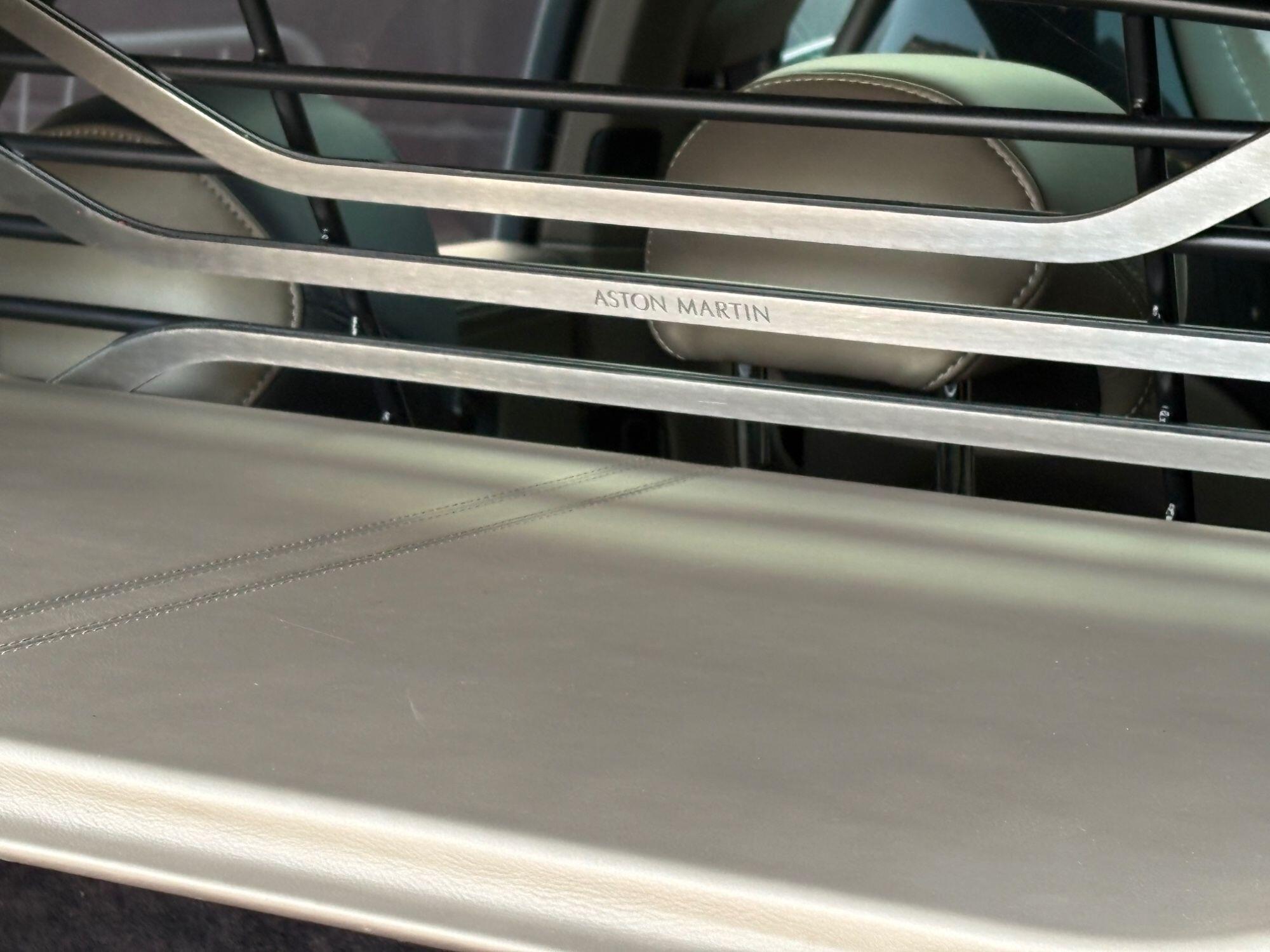 Aston Martin DBX view 24