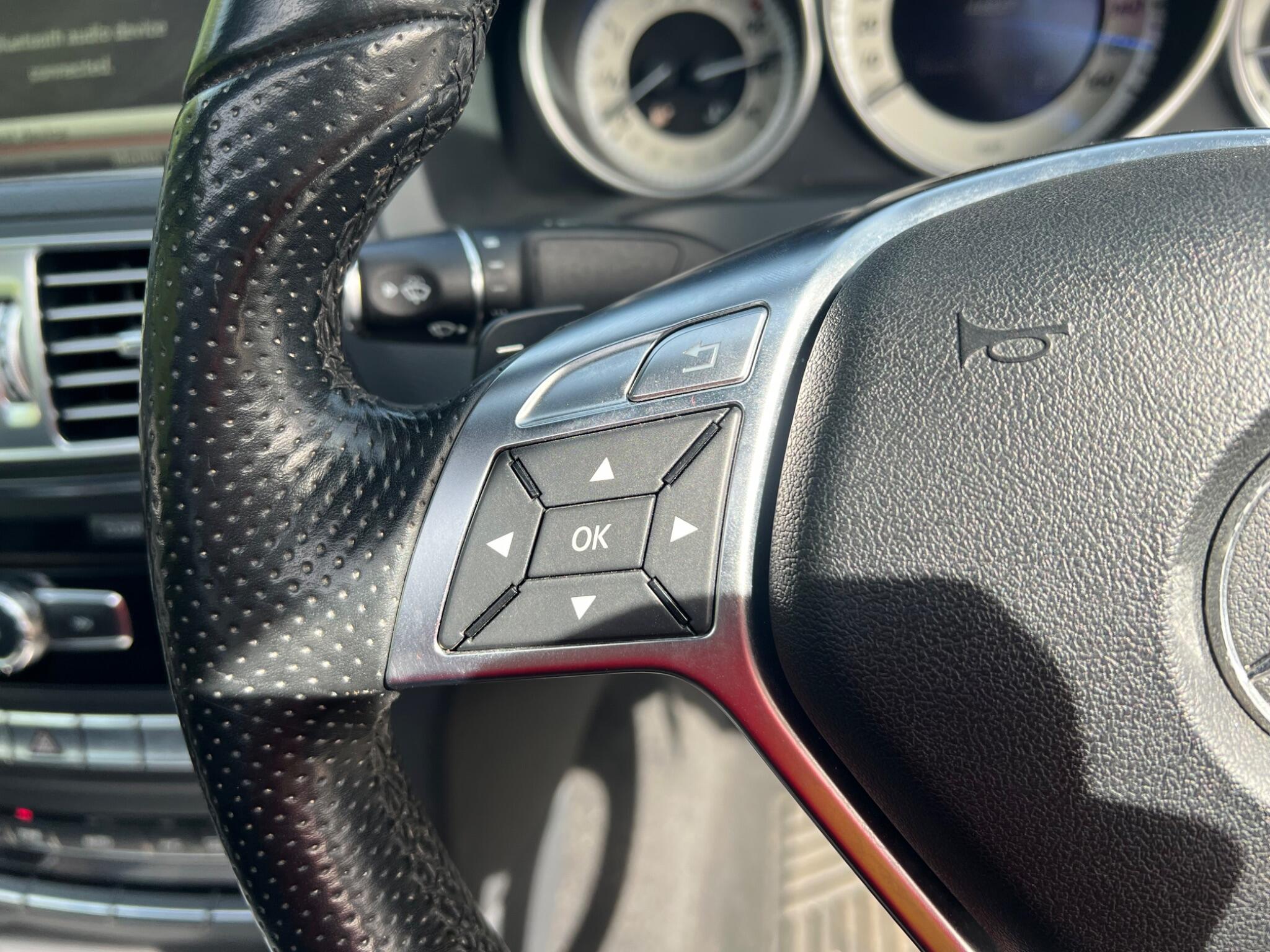Mercedes-Benz E-Class view 49