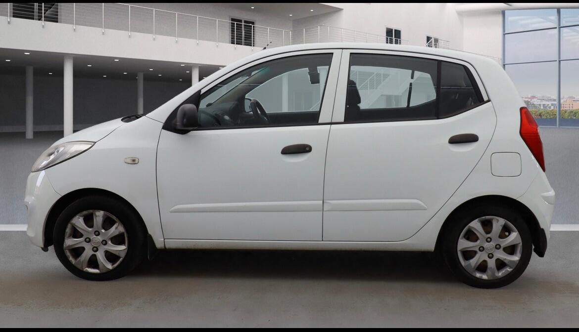 Hyundai i10 view 6
