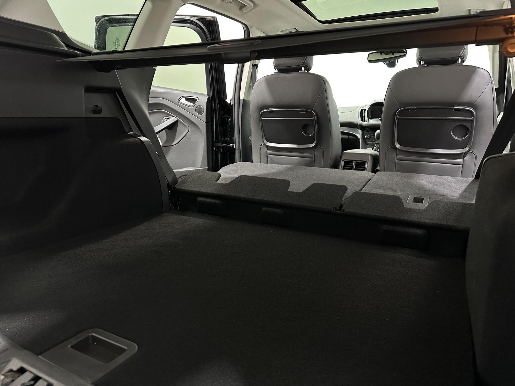 Ford Kuga view 44