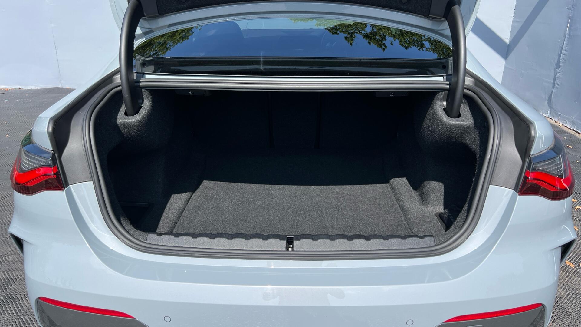 BMW 4 Series view 13