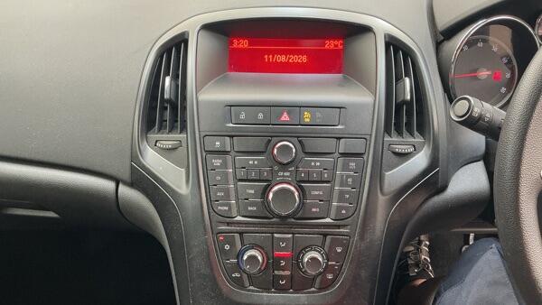Vauxhall Astra view 10