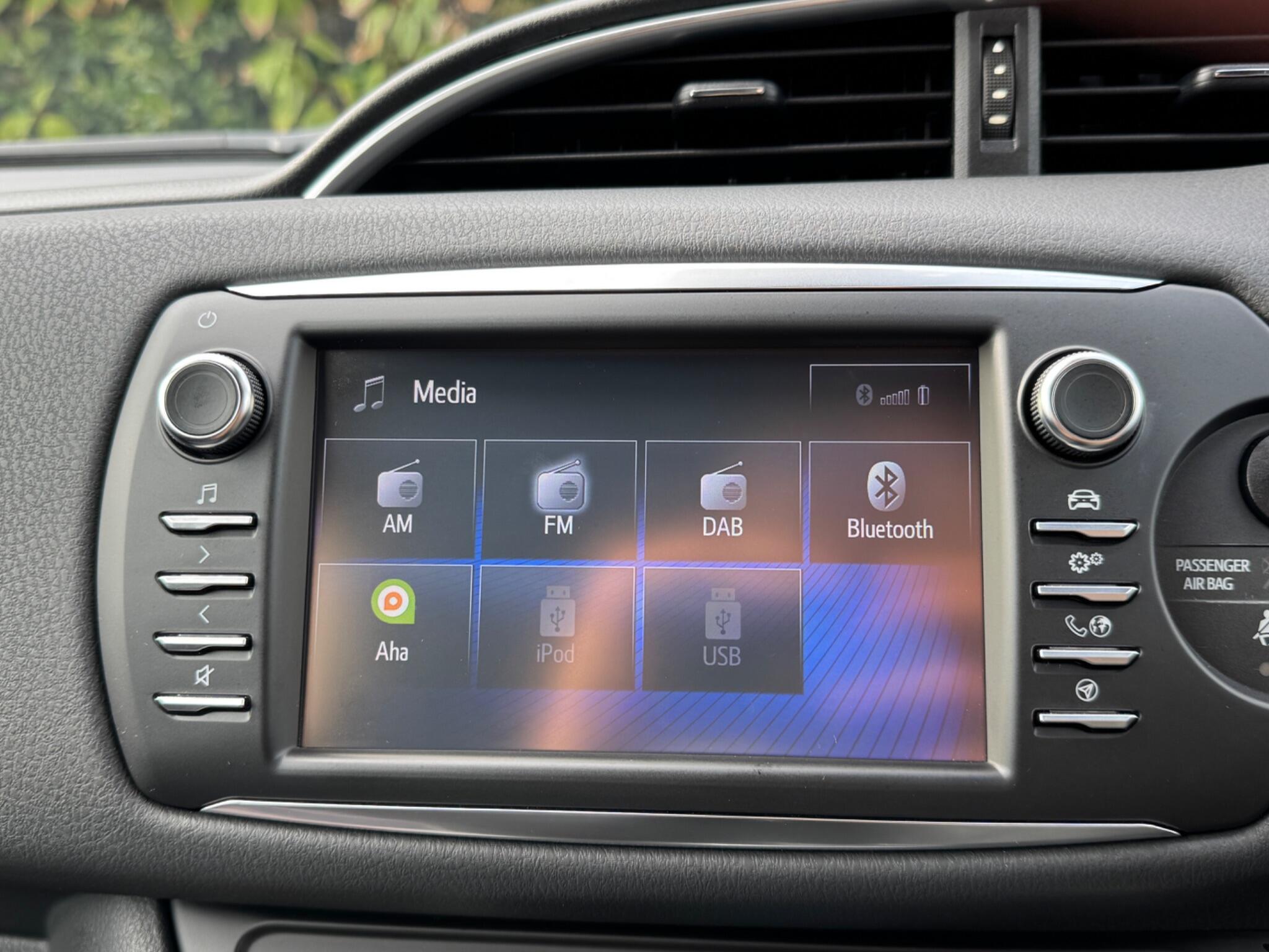 Toyota Yaris view 22