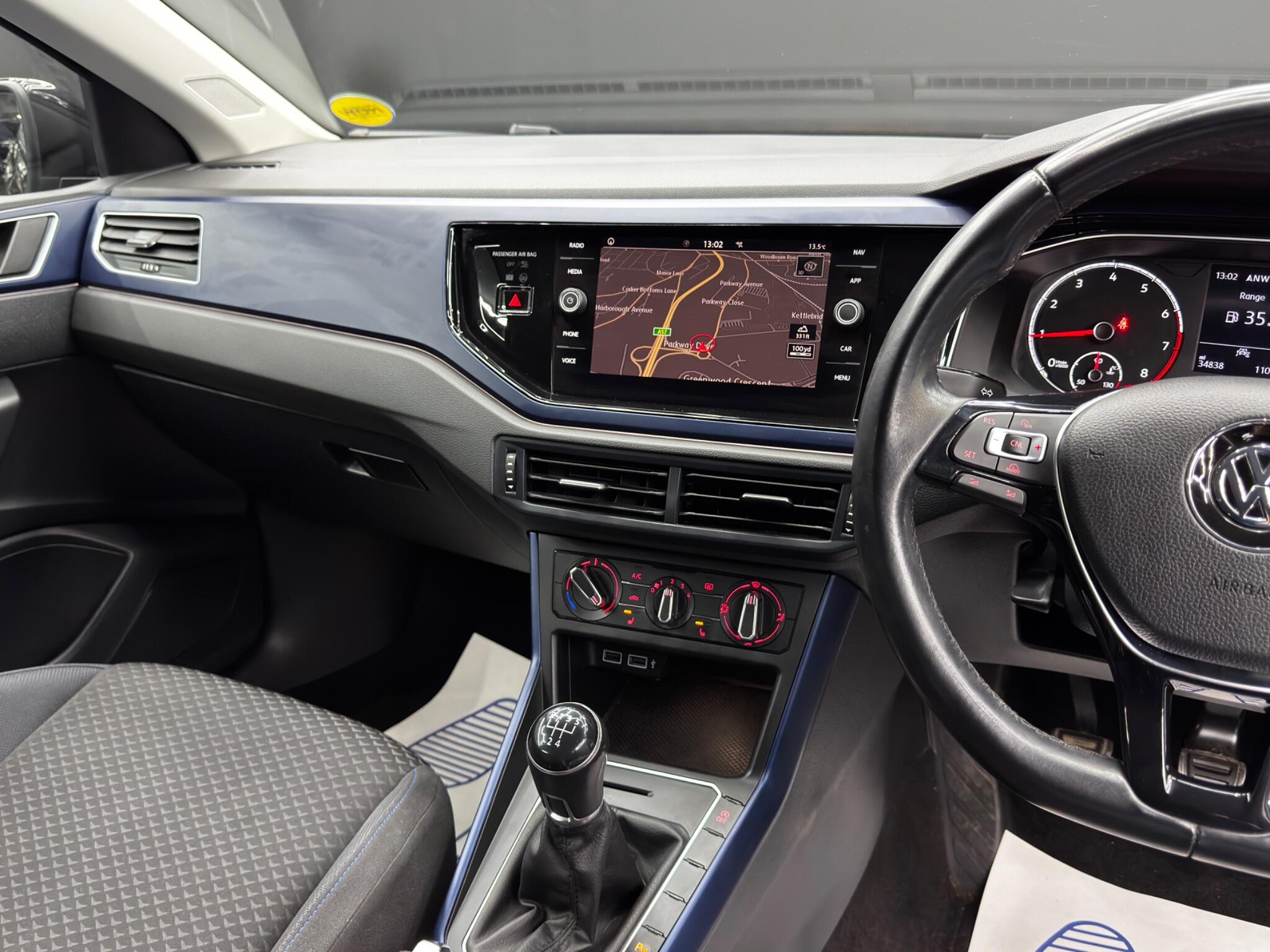 Volkswagen Polo view 22