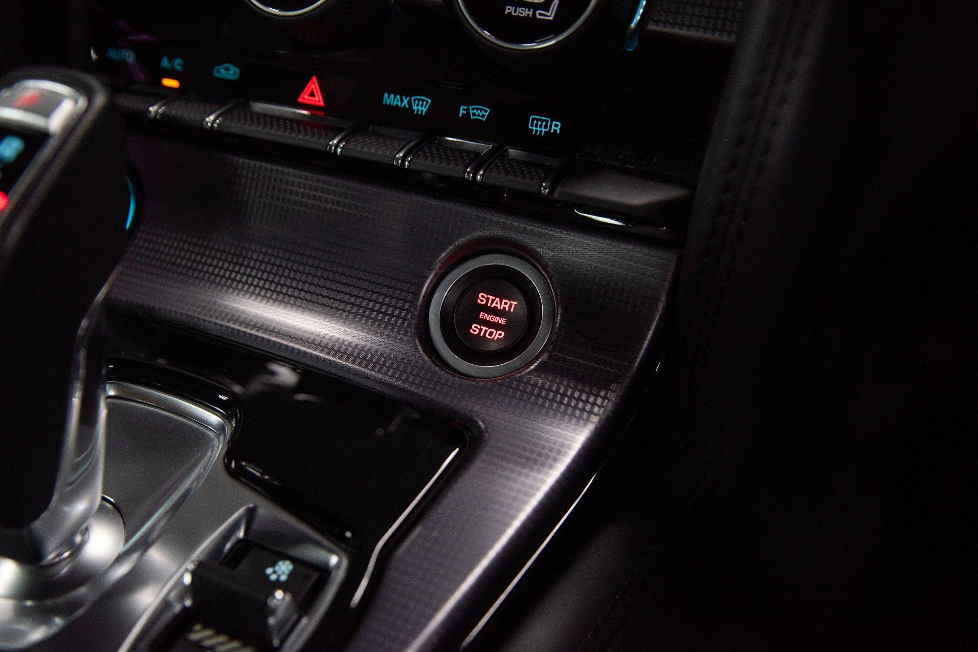Jaguar F-Type view 39