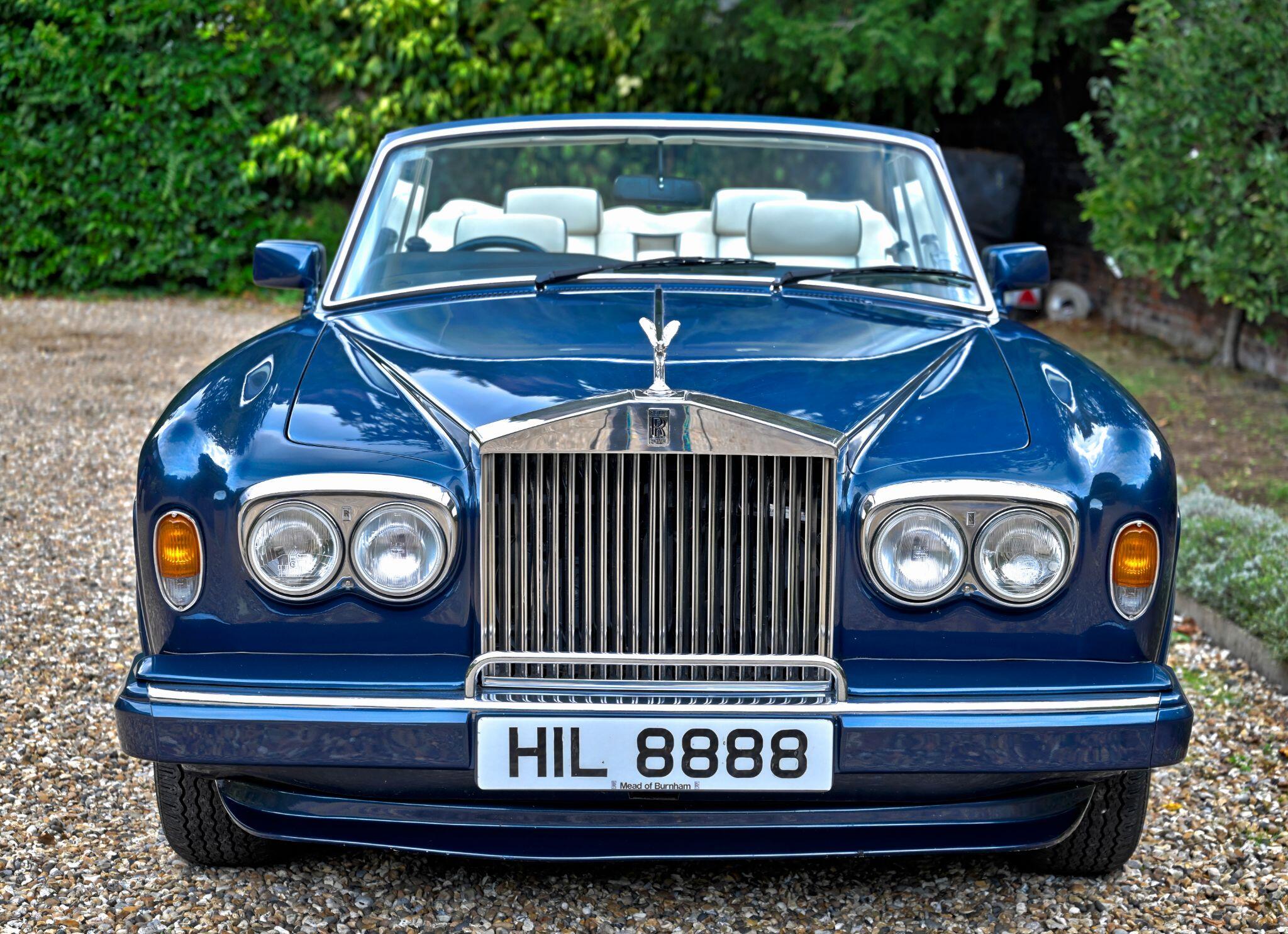 Rolls-Royce Corniche view 8