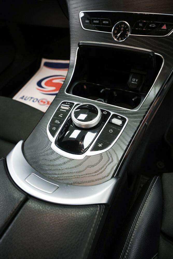 Mercedes-Benz C Class view 15