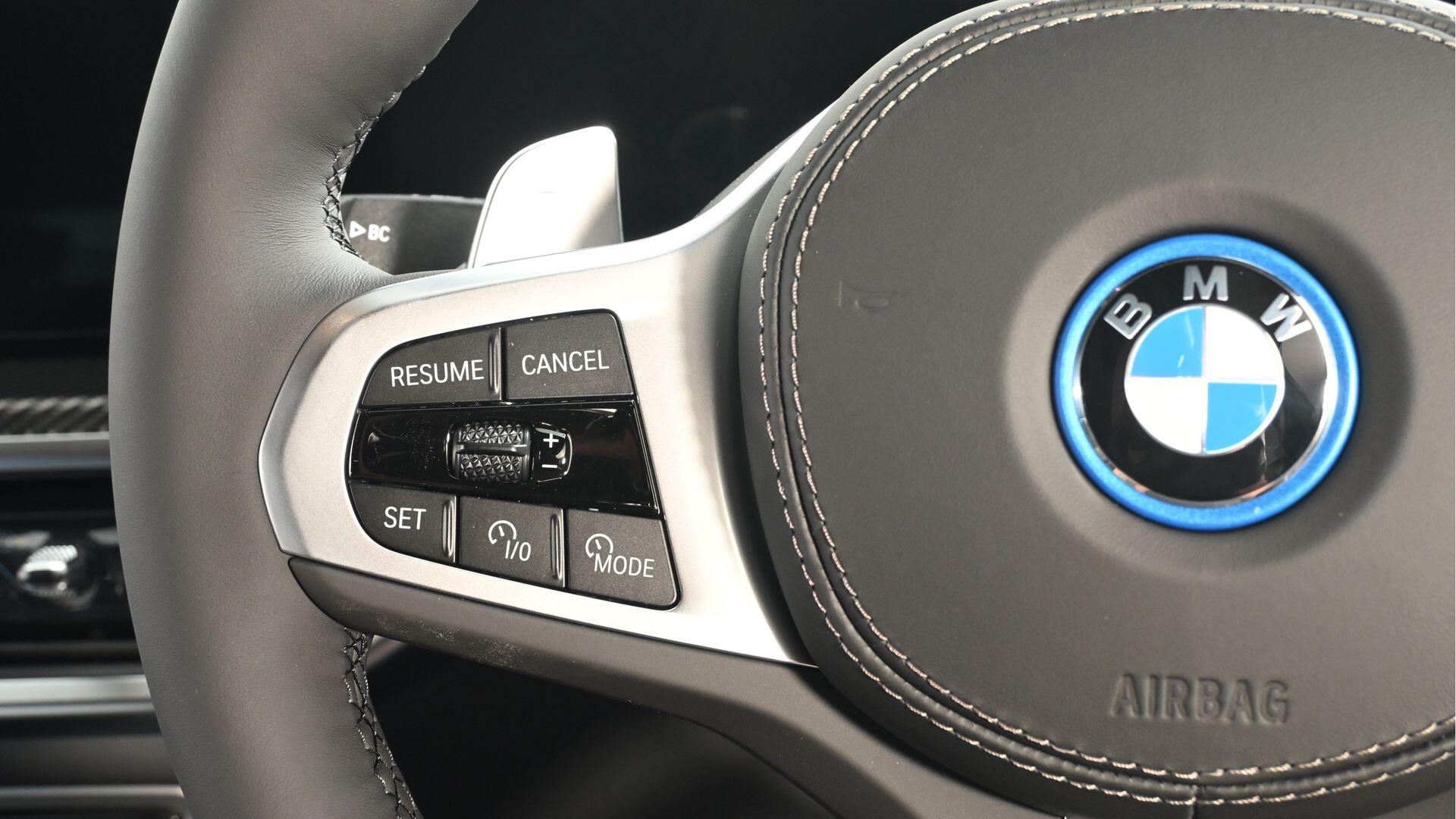 BMW X5 view 17