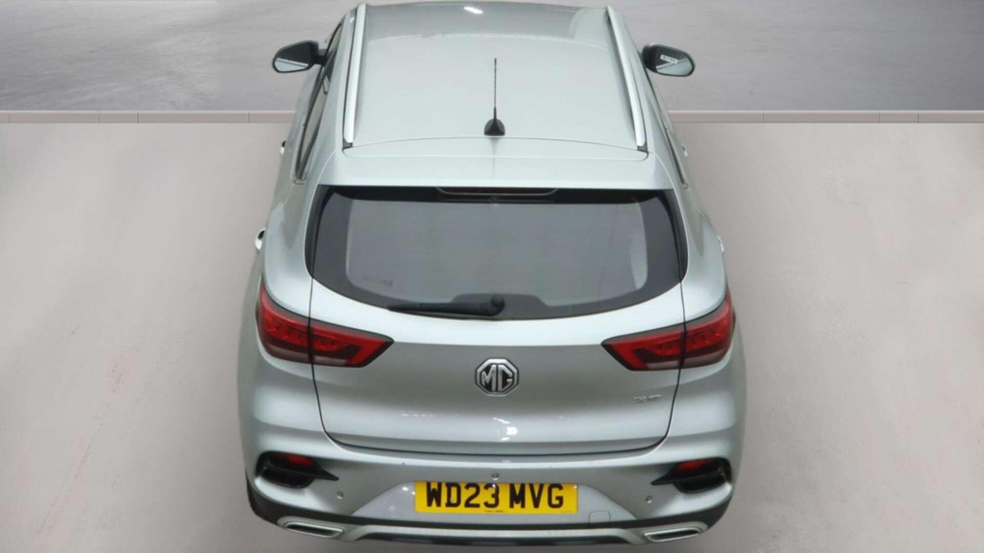 MG ZS view 9