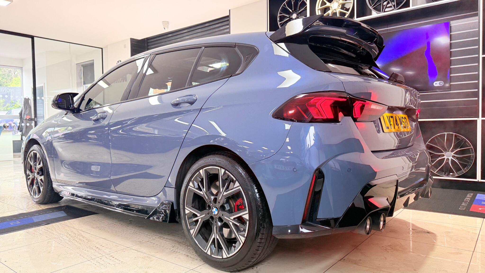 BMW 1 Series view 65